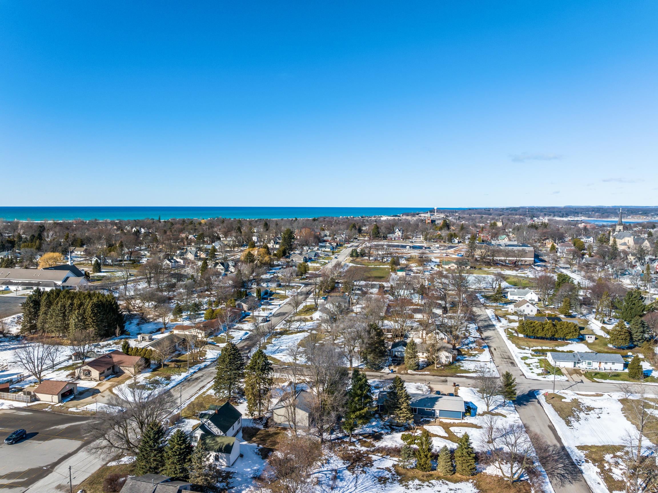 439 9th Street Manistee City MI 49660