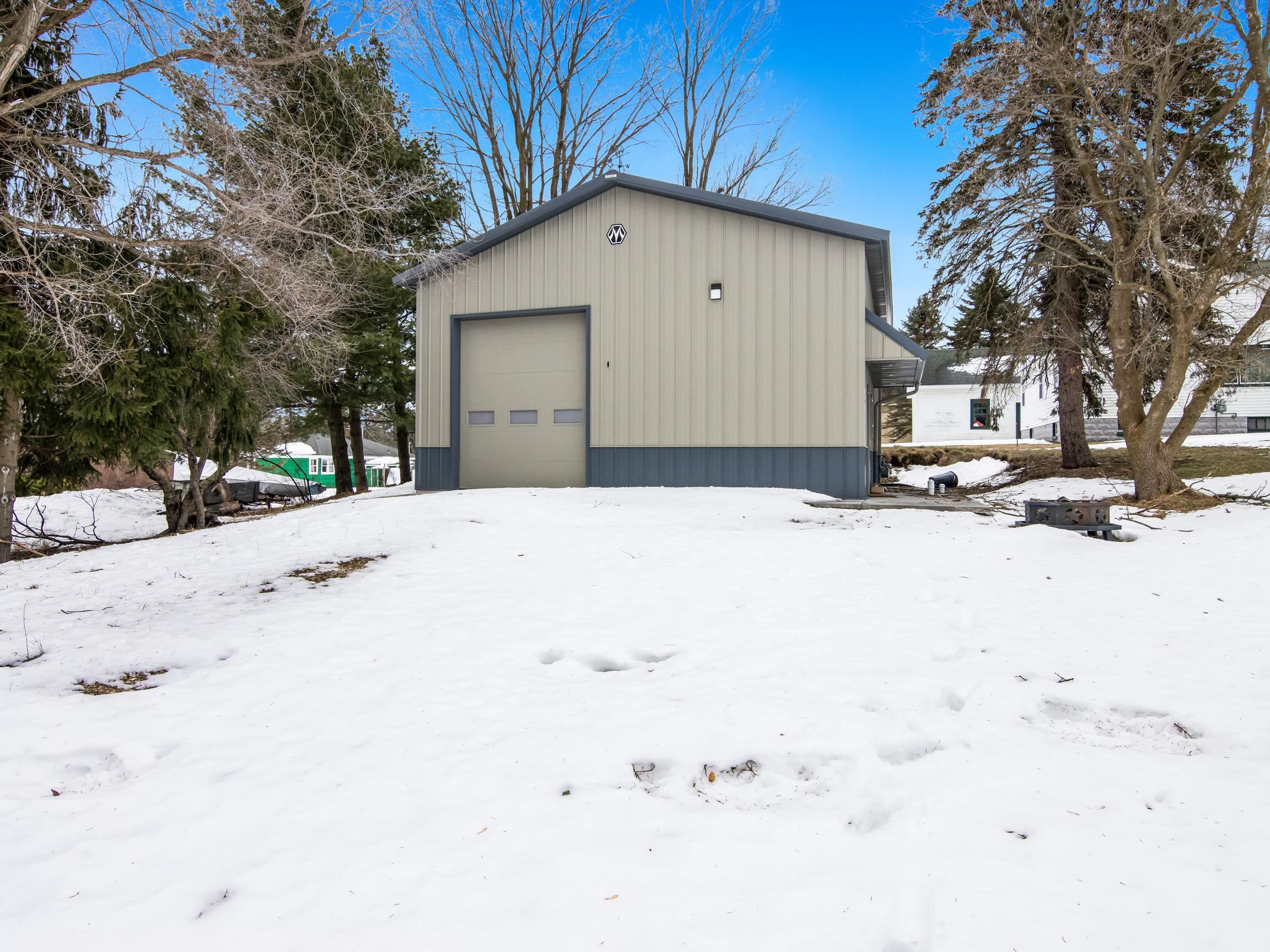 439 9th Street Manistee City MI 49660