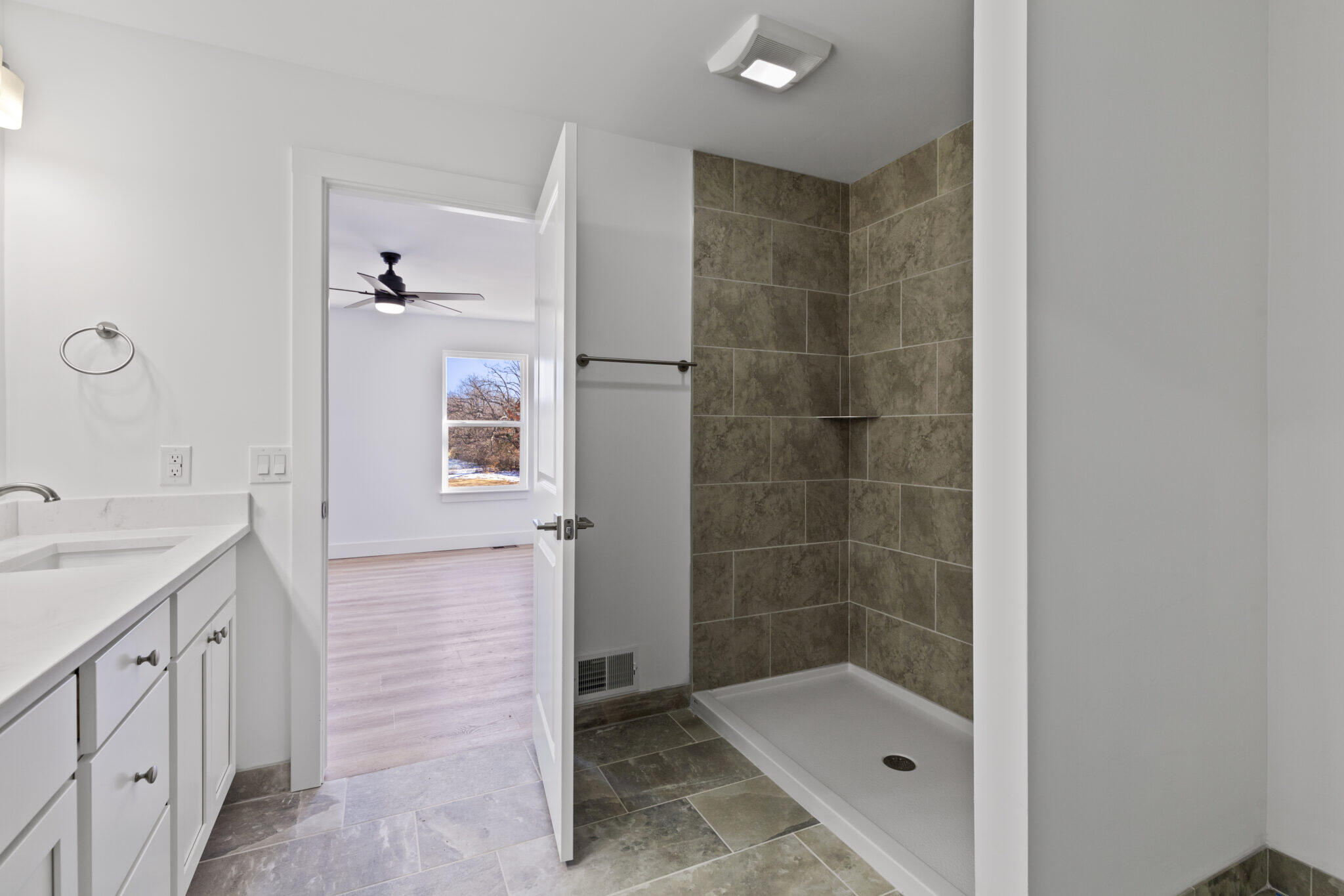 2577 E Valley Road Adrian Township MI 49221