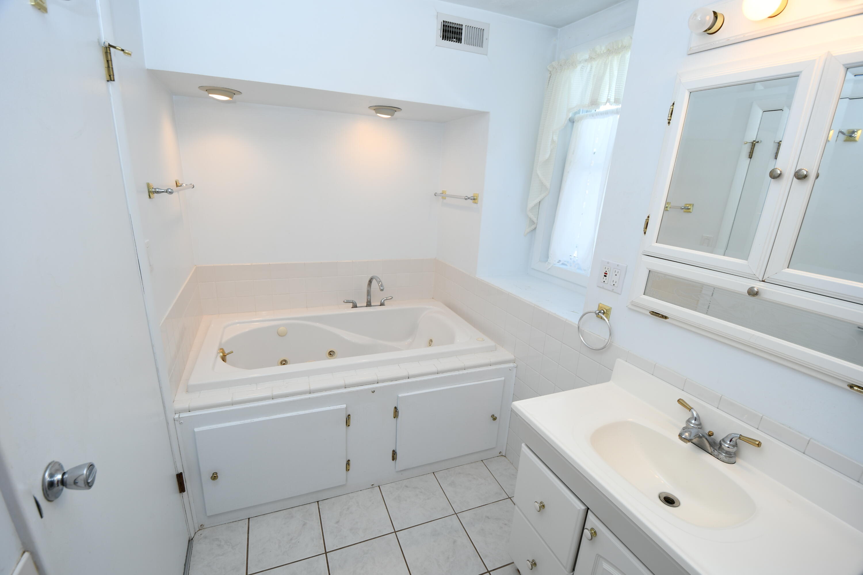 27877 County Road 375 Almena Township MI 49079