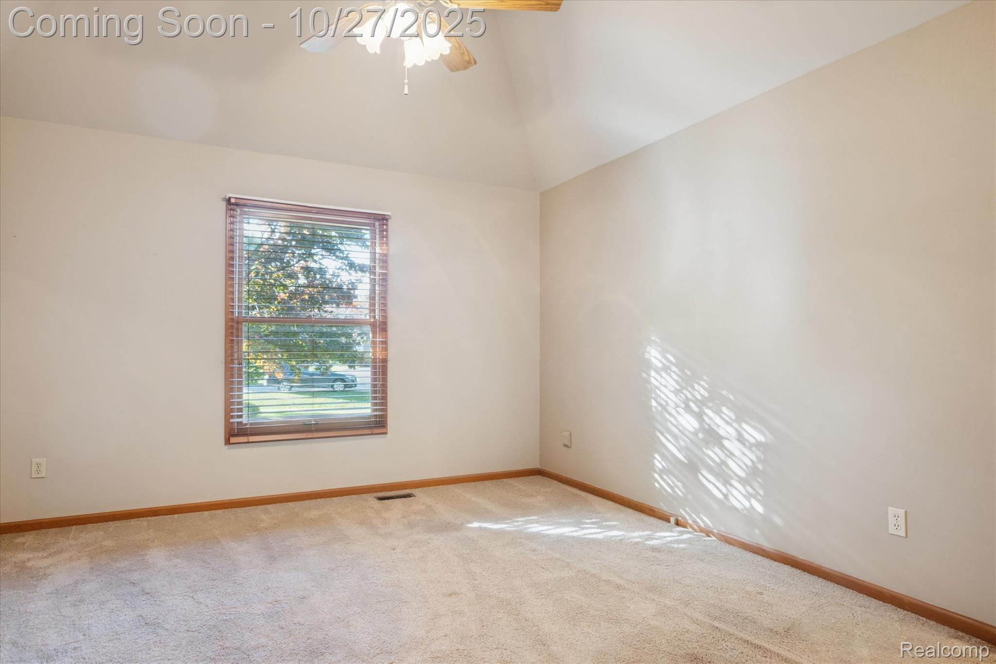 12587 Clover Lane Green Oak Township MI 48178