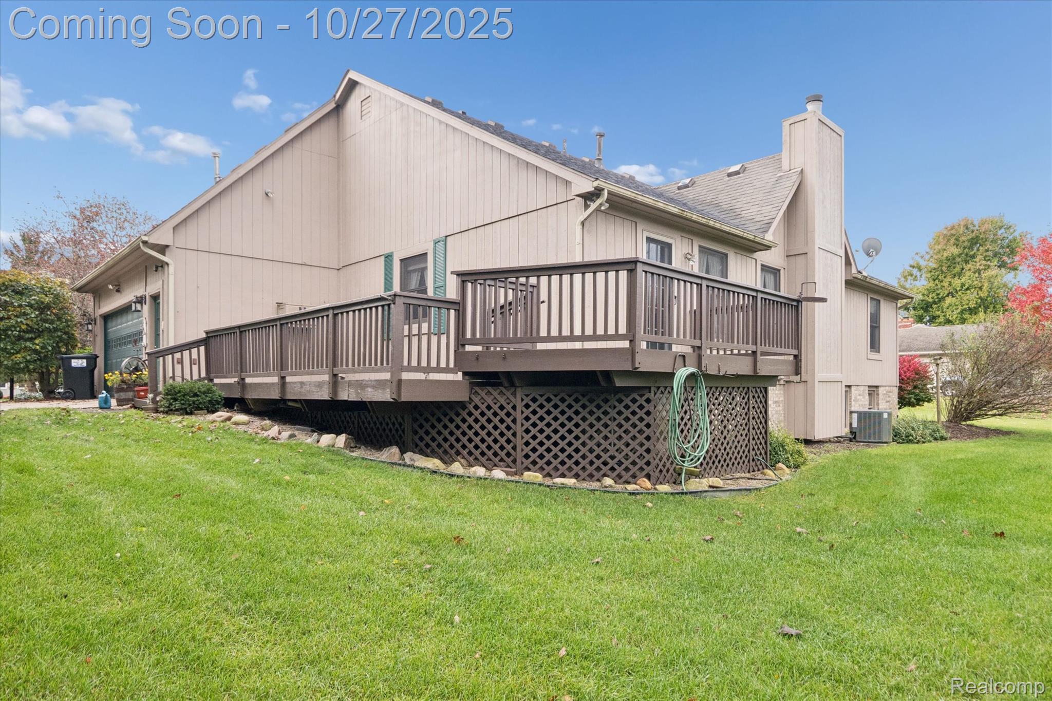 12587 Clover Lane Green Oak Township MI 48178