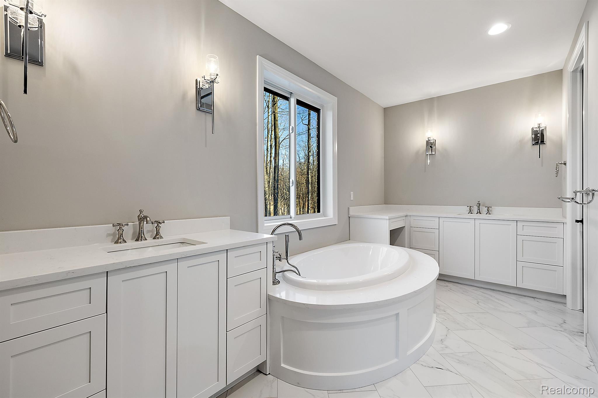 2280 Heidi Drive Addison Township MI 48370