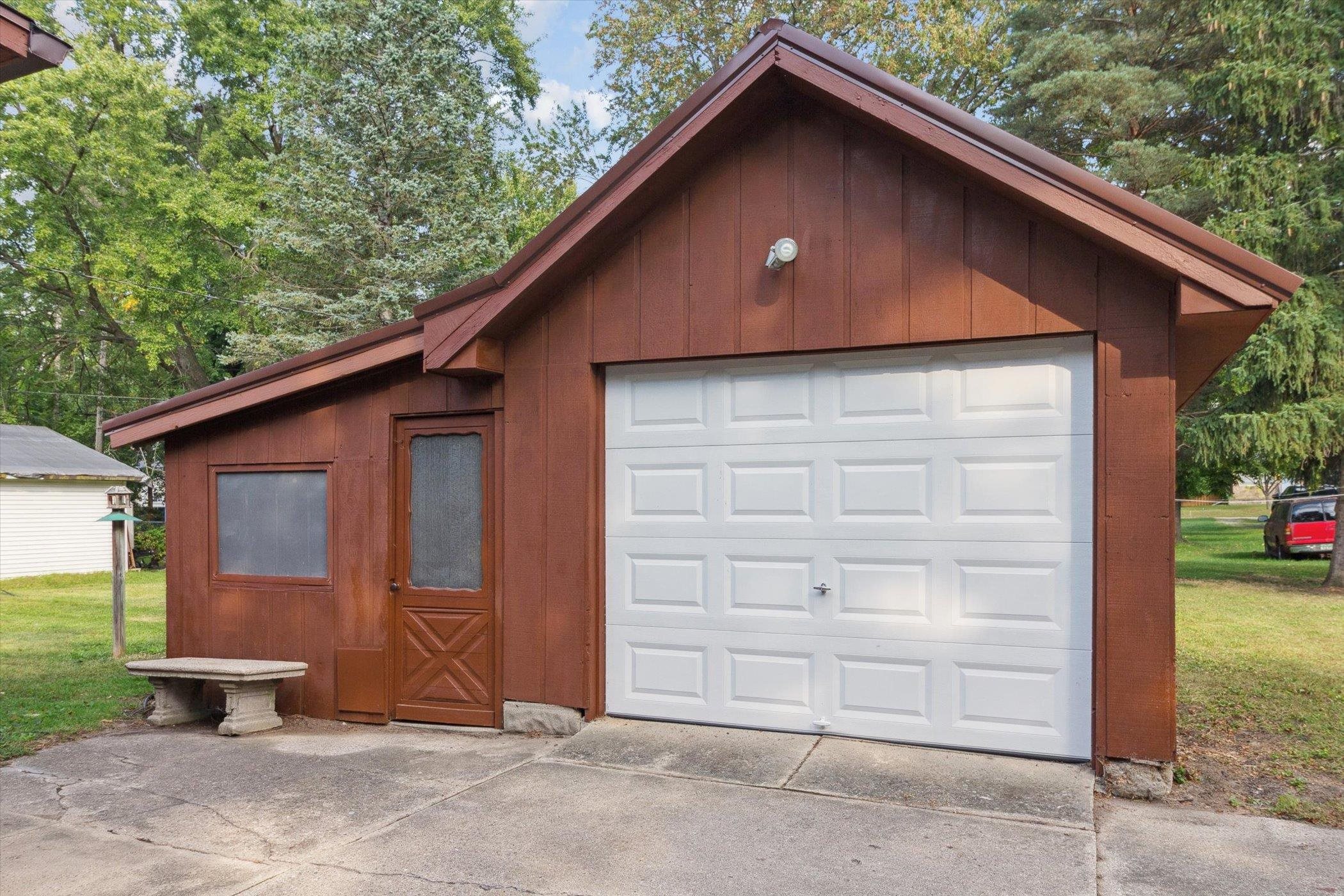 131 Moyer Avenue Alma City MI 48801