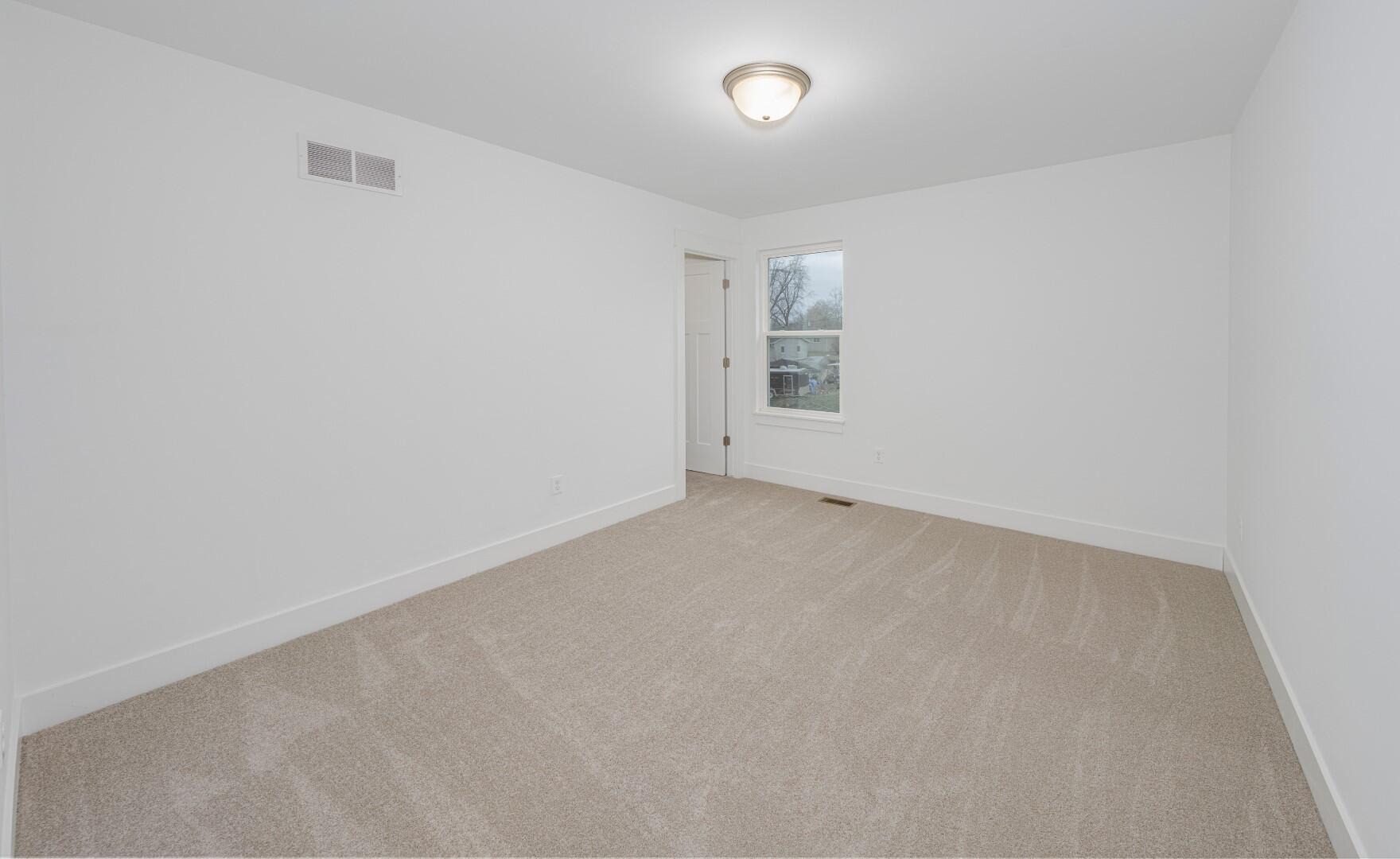 1924 Percy Lane Highland Charter Township MI 48357