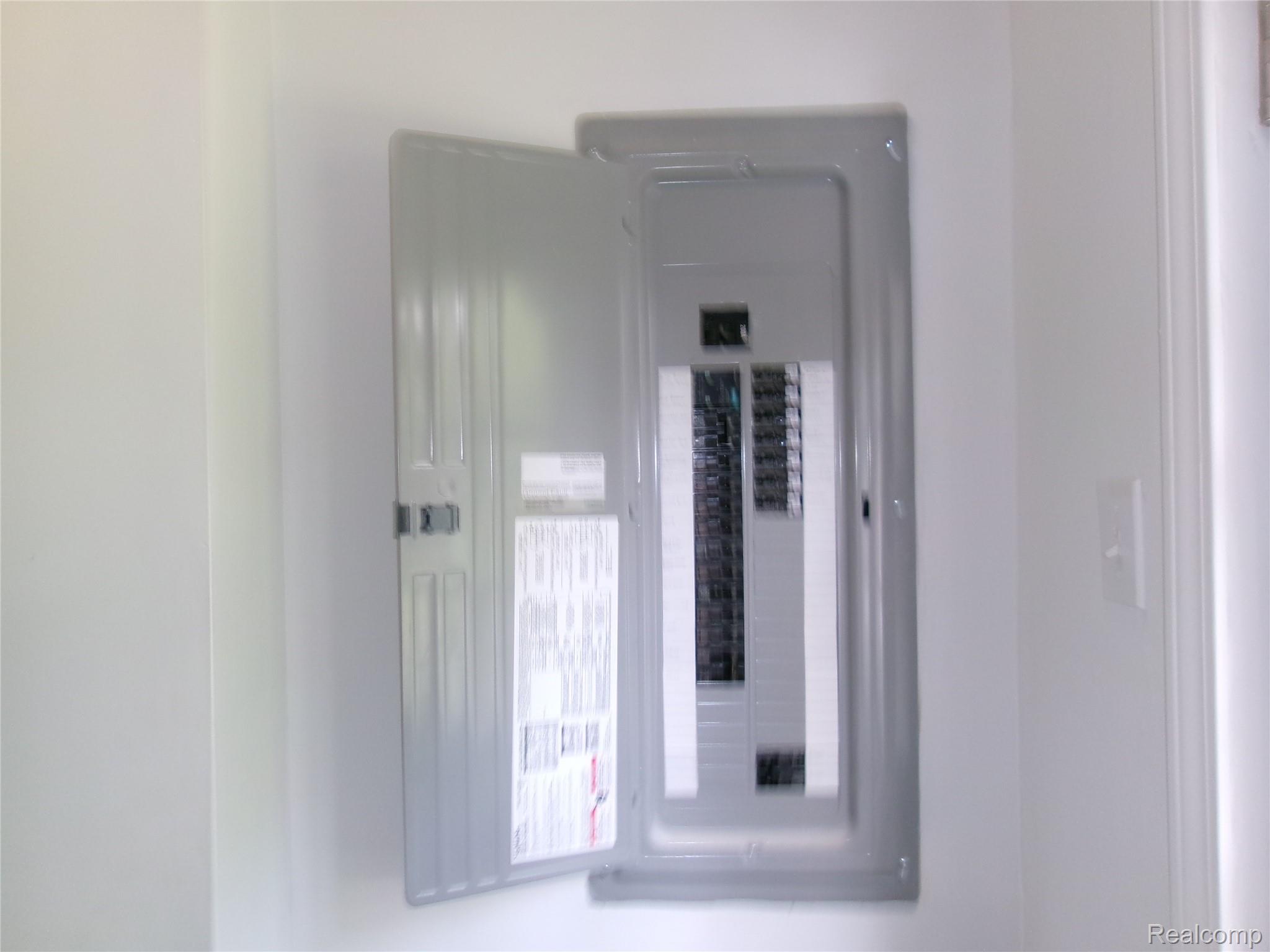 216 E Washington Street Howell City MI 48843