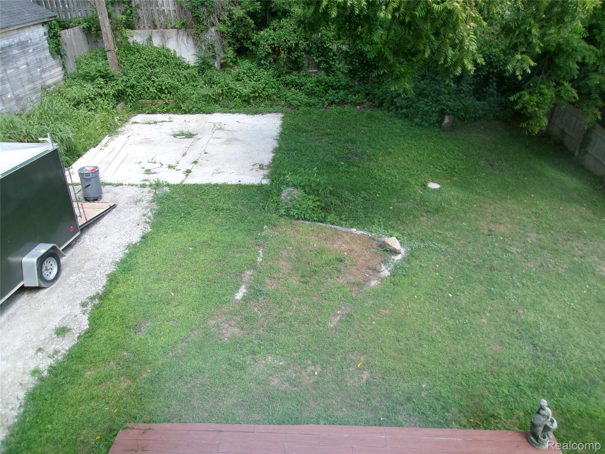 216 E Washington Street Howell City MI 48843