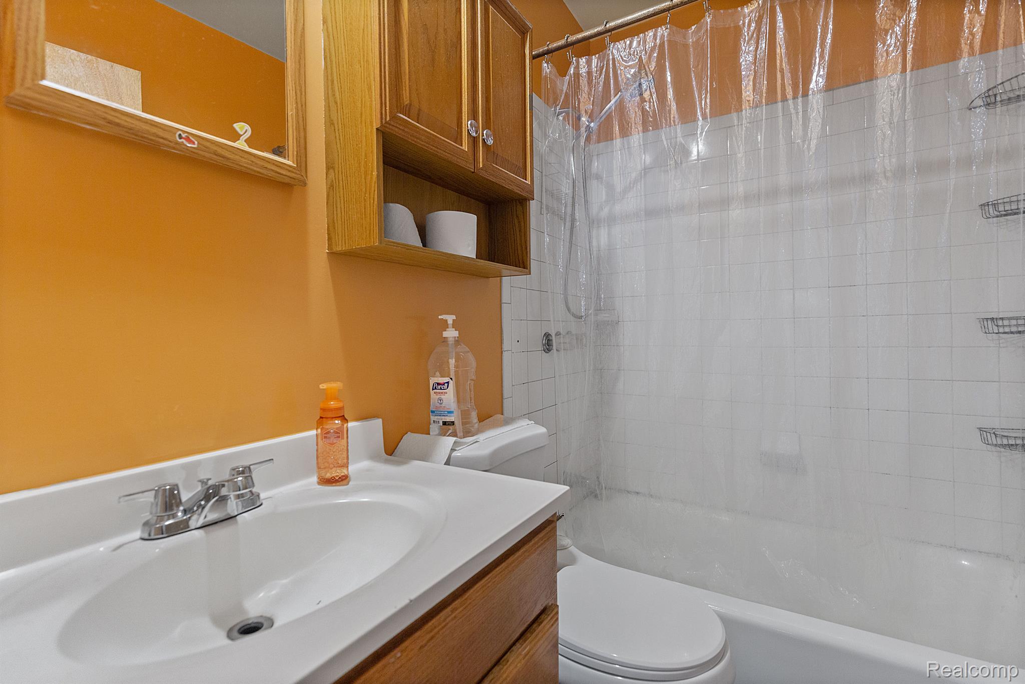 17484 Lowell Street Roseville City MI 48066