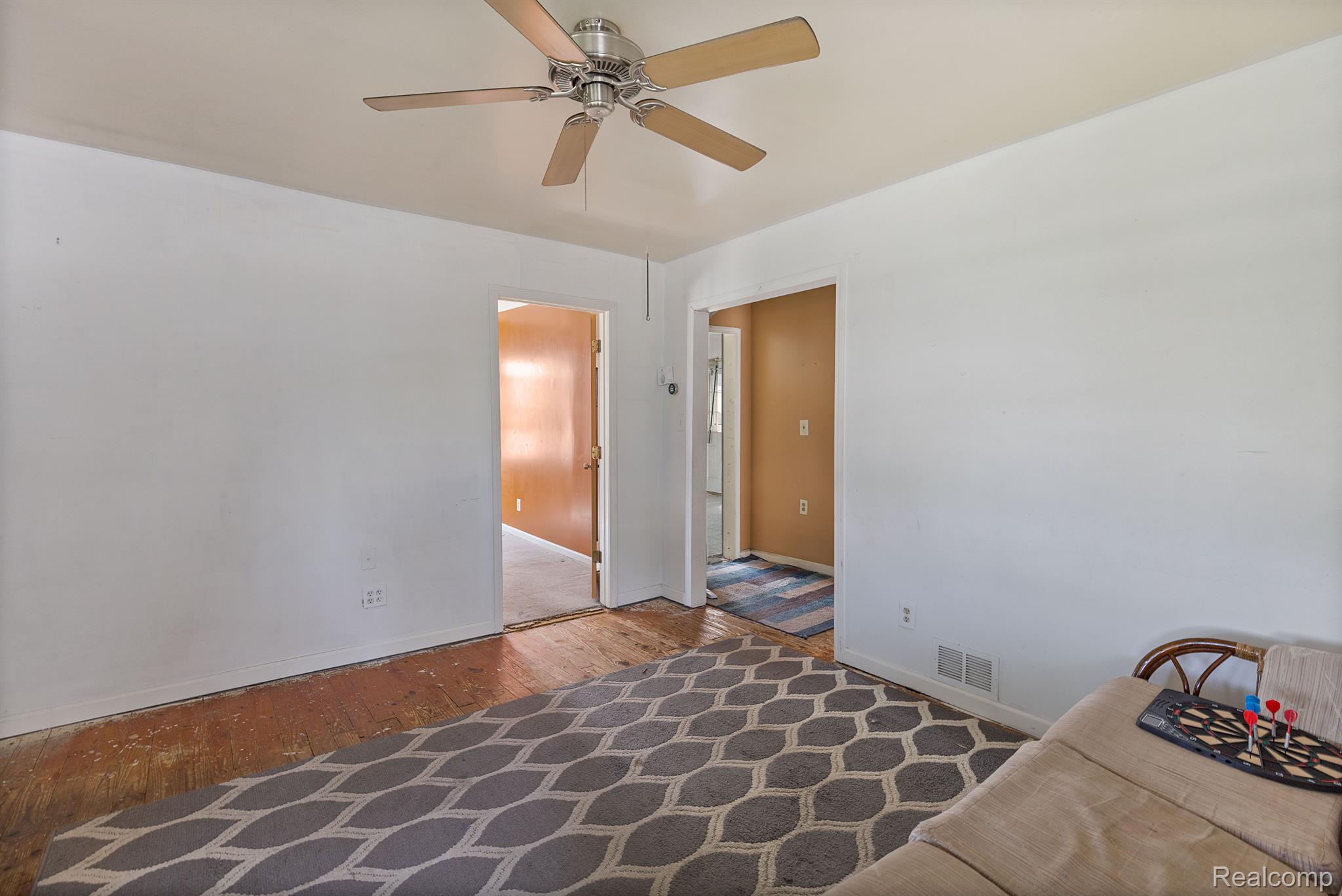 17484 Lowell Street Roseville City MI 48066