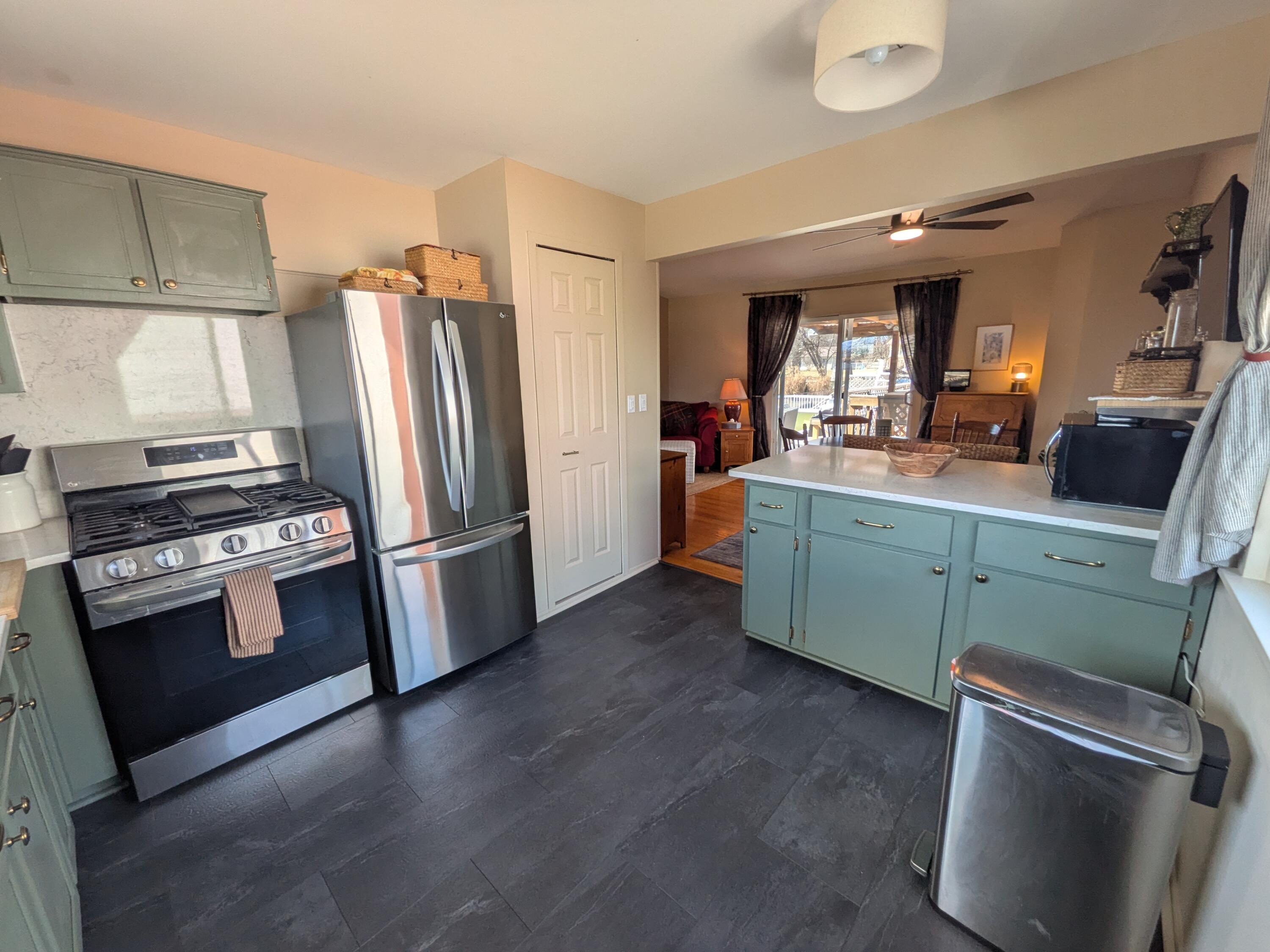 18298 Alvaro Avenue Brownstown Charter Township MI 48193