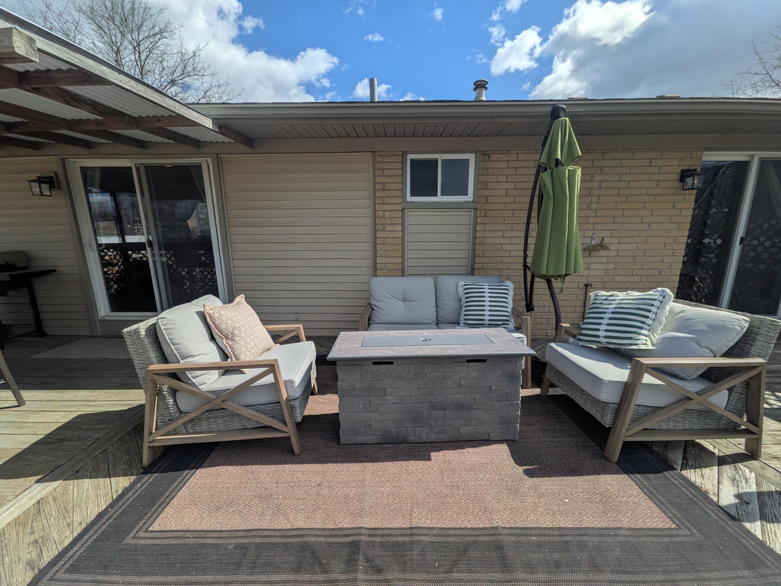 18298 Alvaro Avenue Brownstown Charter Township MI 48193