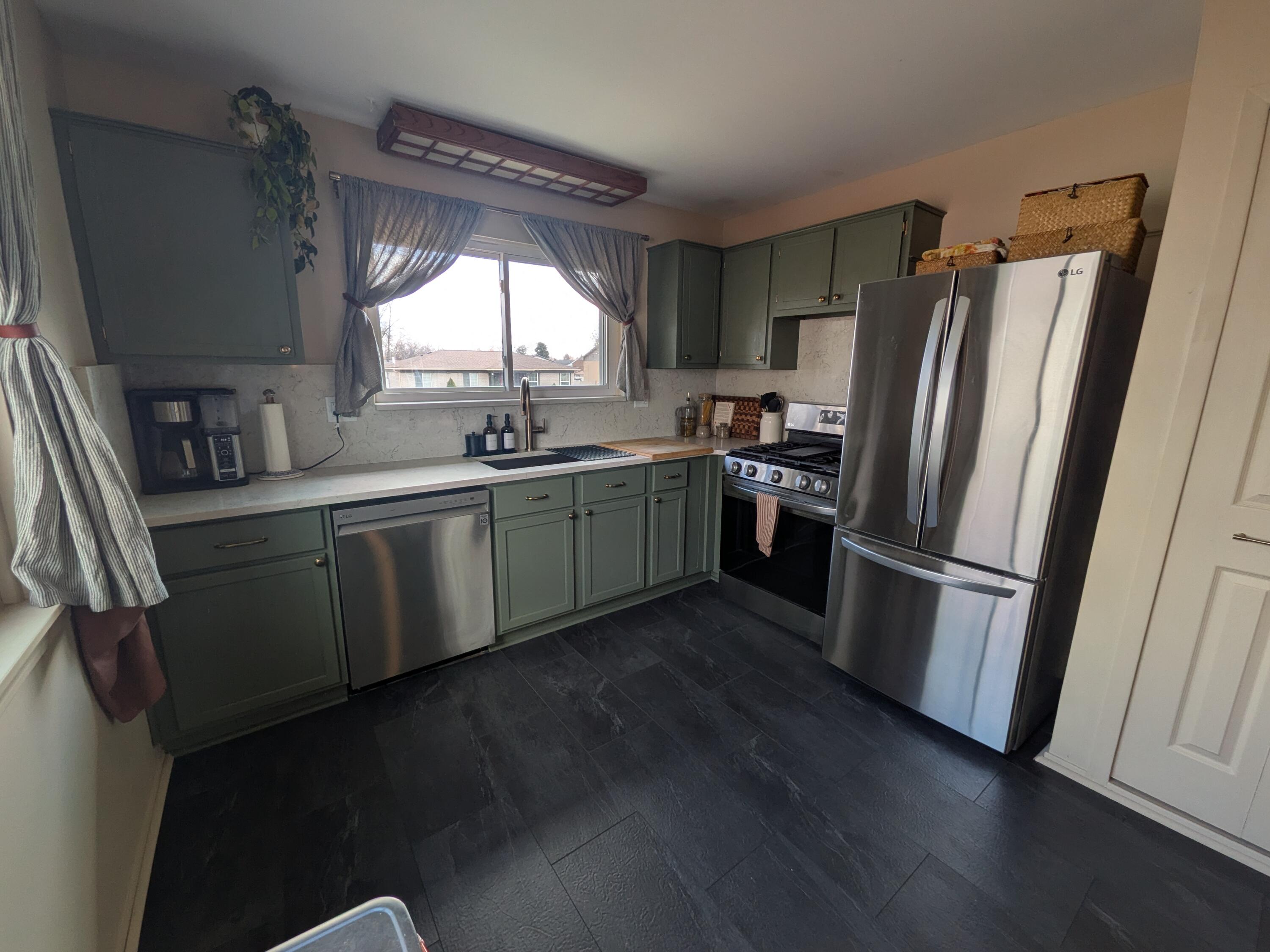 18298 Alvaro Avenue Brownstown Charter Township MI 48193