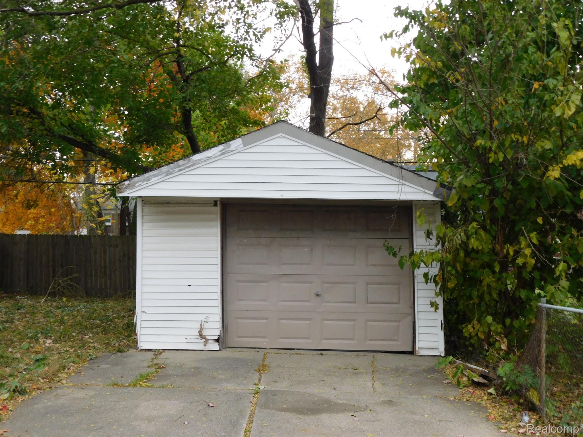 15443 Troester Street Detroit City MI 48205