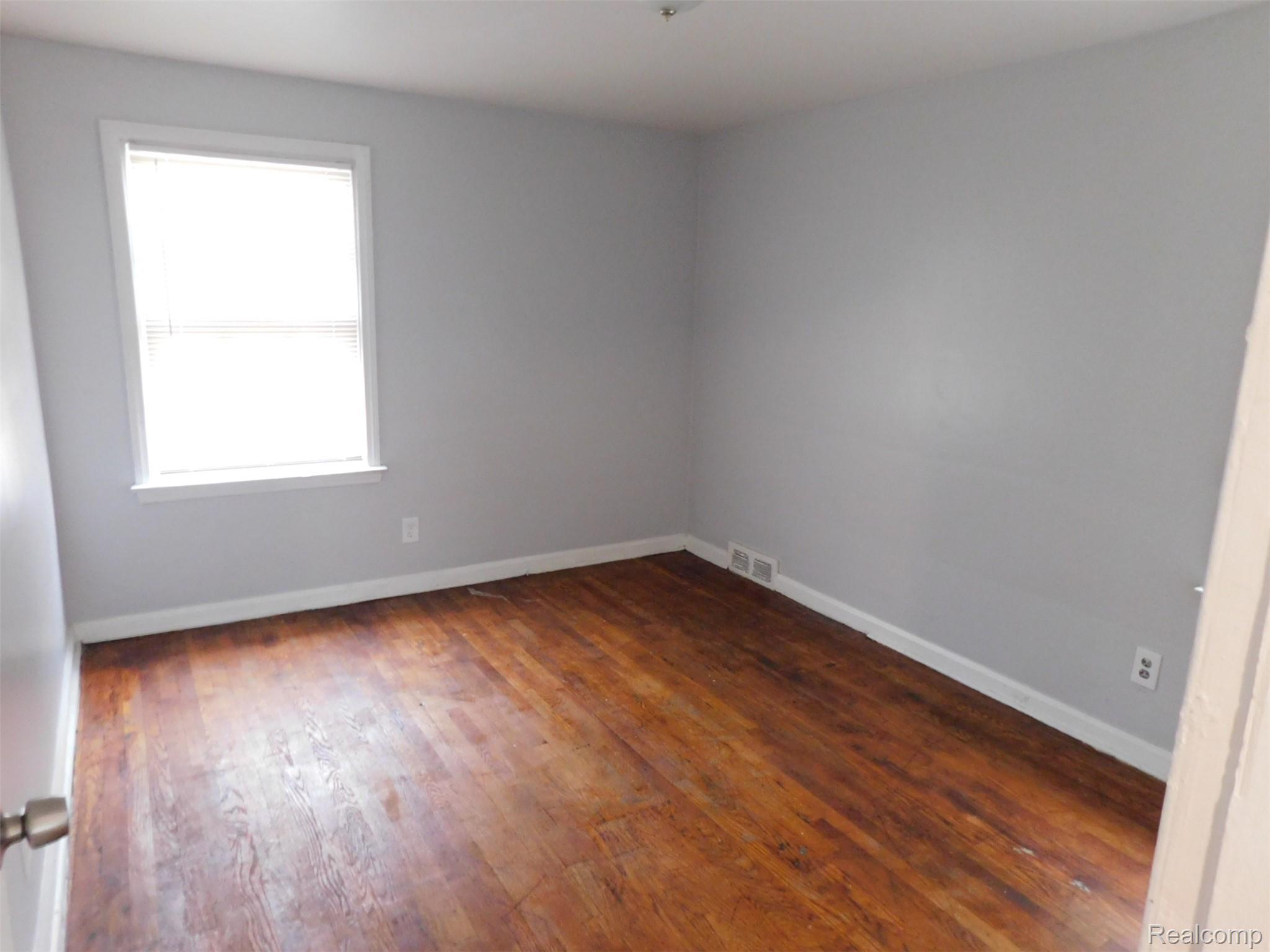 15443 Troester Street Detroit City MI 48205