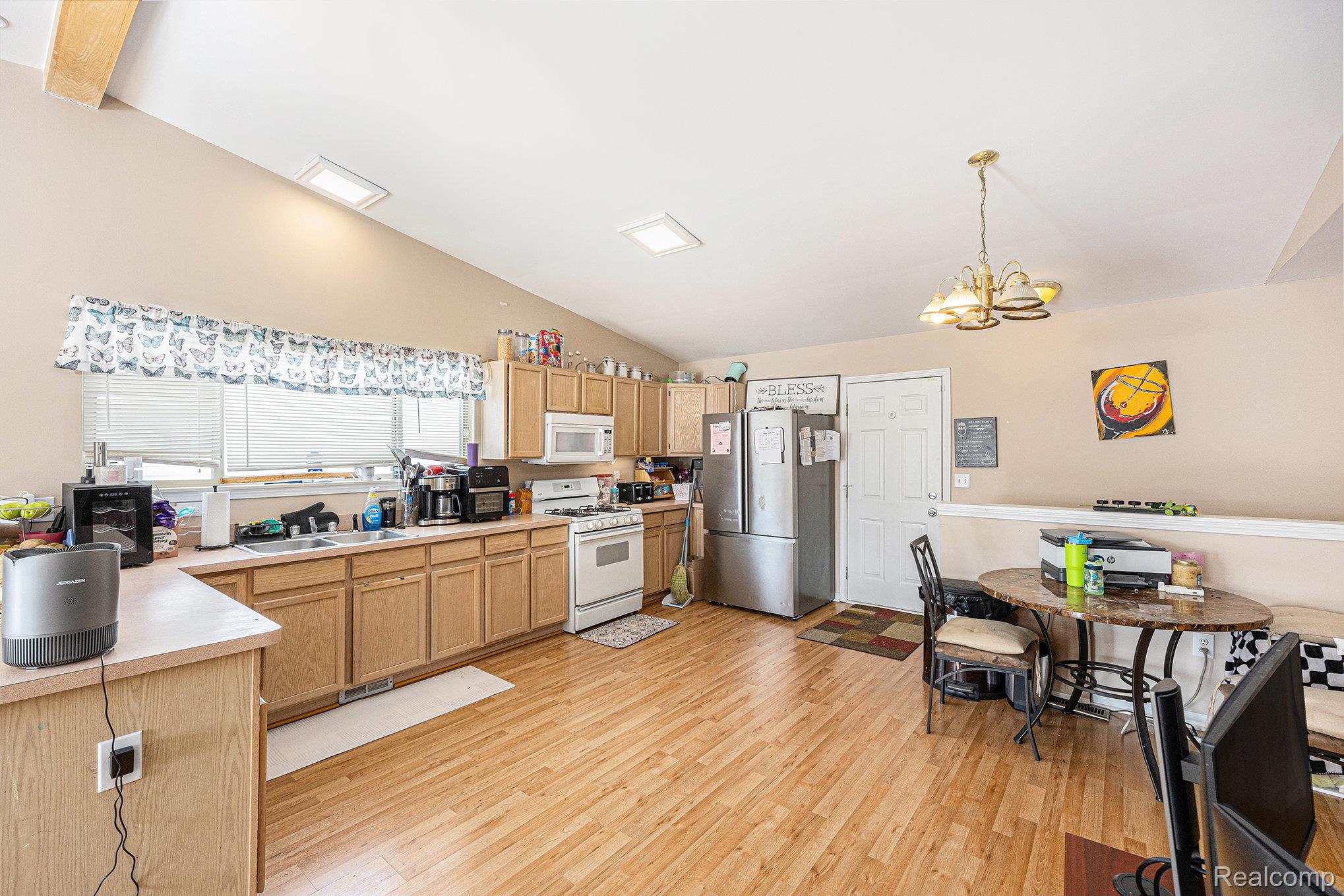 24374 21 Mile Road Macomb Township MI 48042