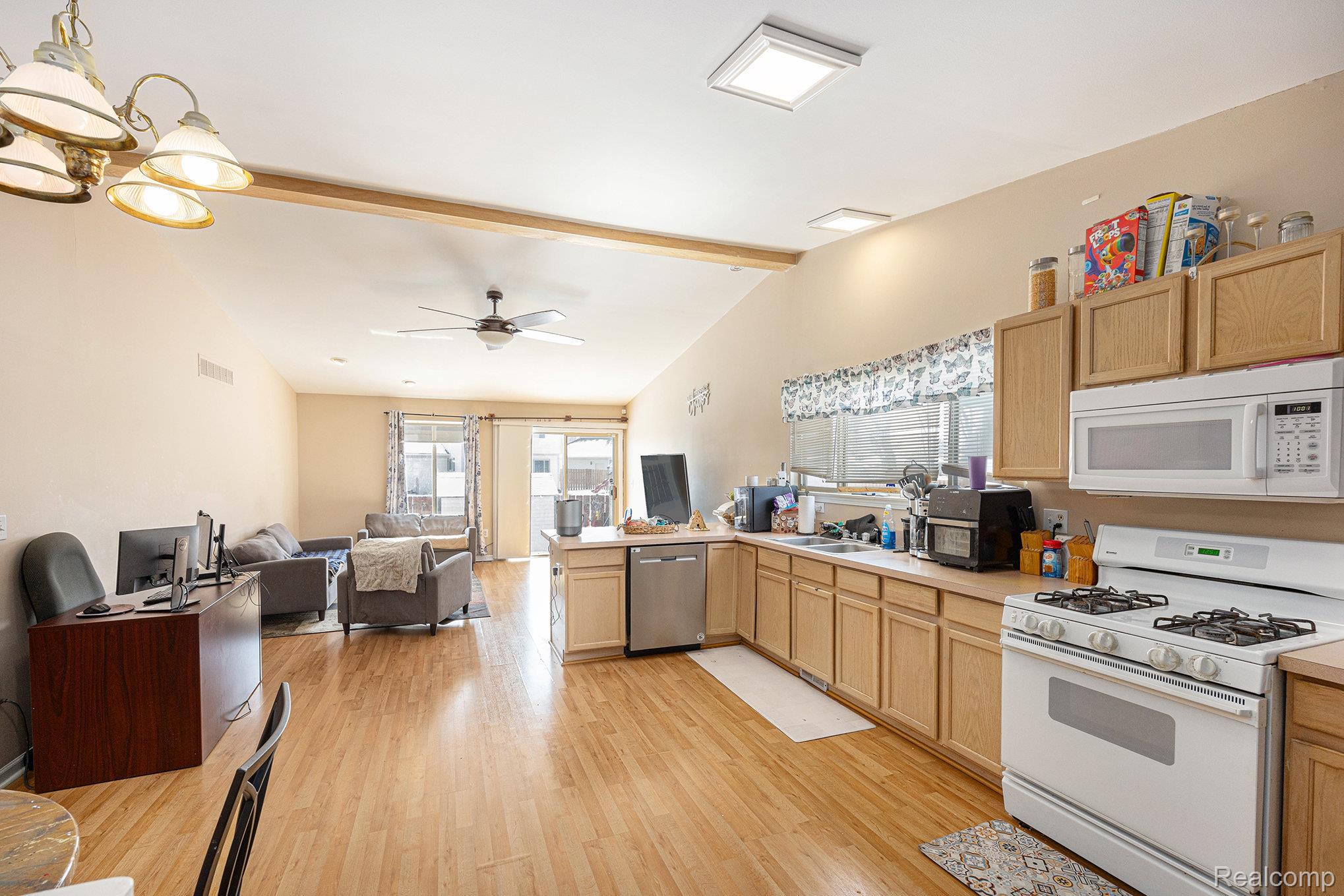 24374 21 Mile Road Macomb Township MI 48042