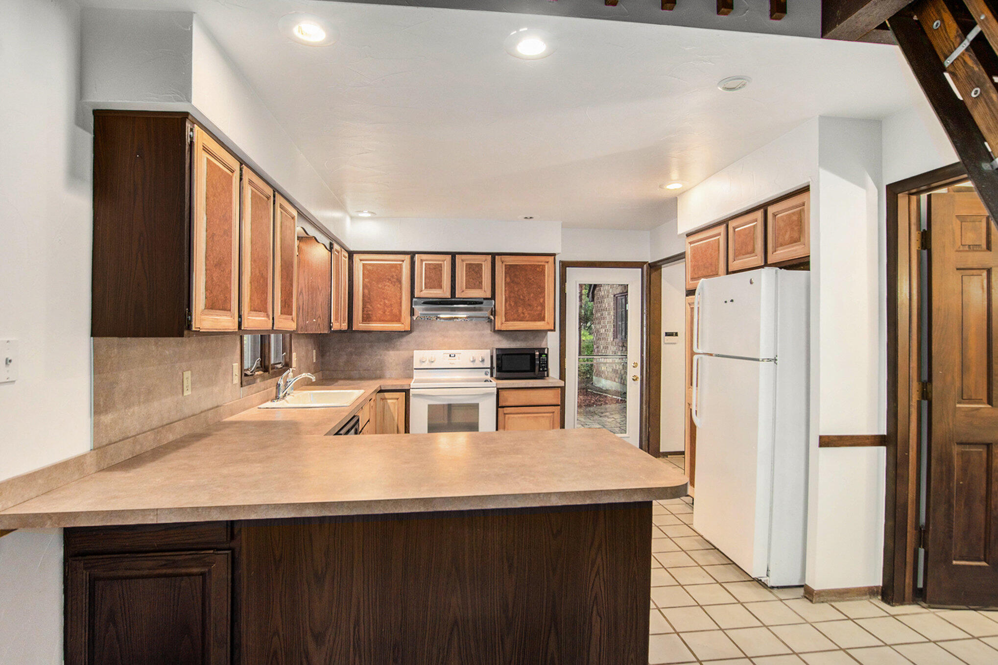 2580 Lakeshore Drive Saugatuck Township MI 49408