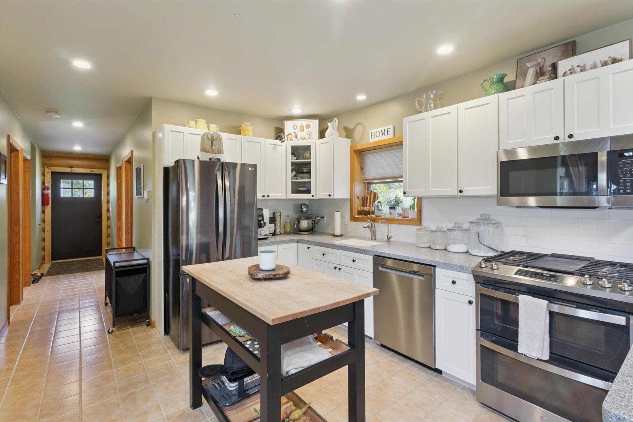 1510 Luce Court Alma City MI 48801