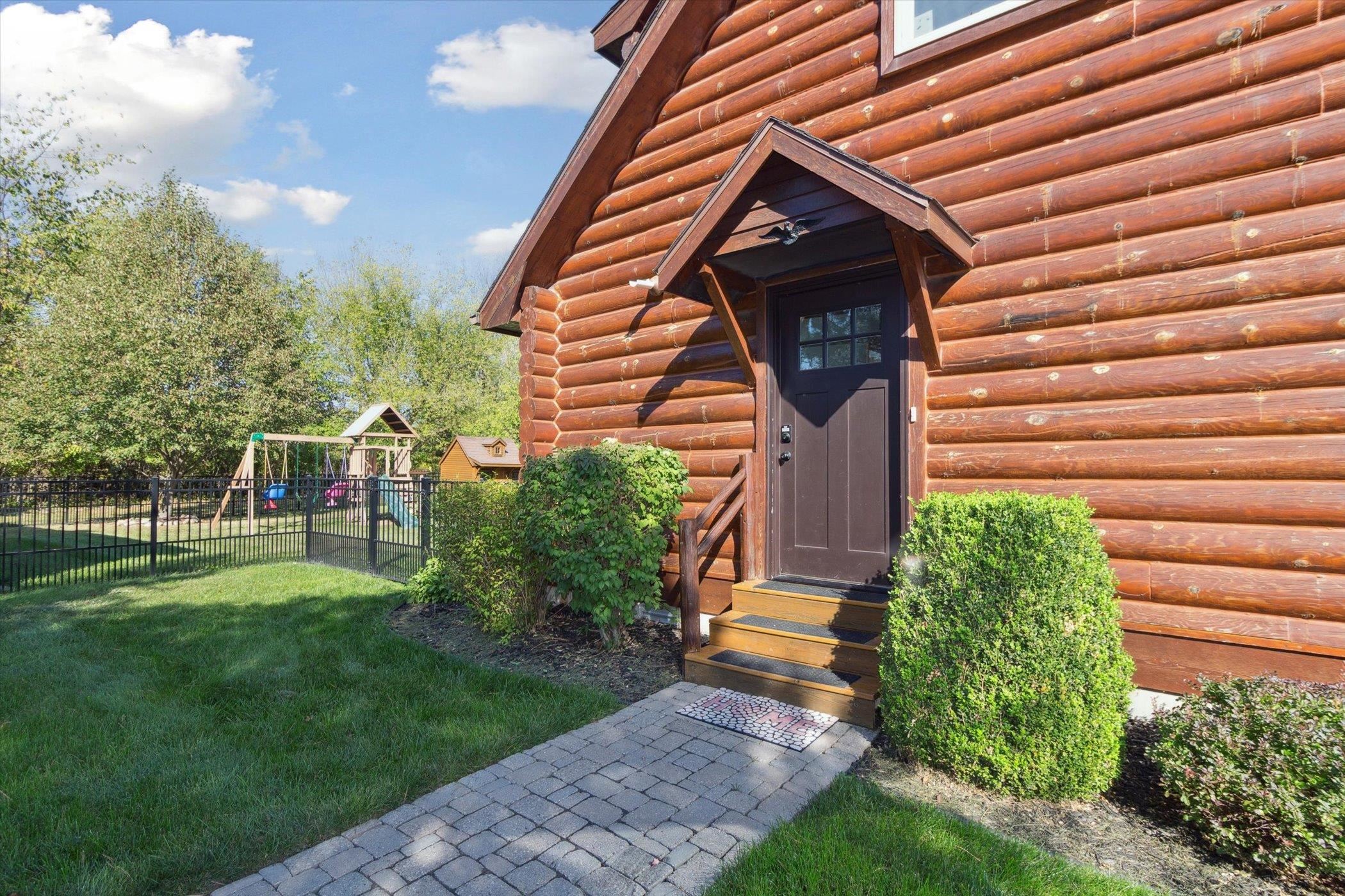 1510 Luce Court Alma City MI 48801