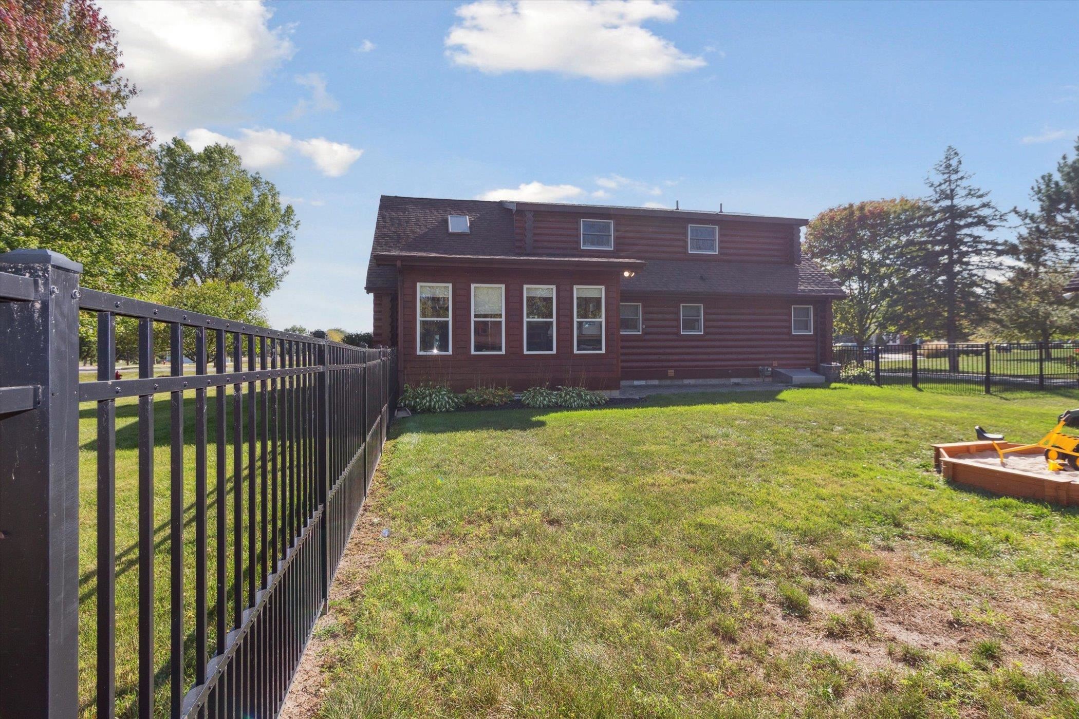 1510 Luce Court Alma City MI 48801