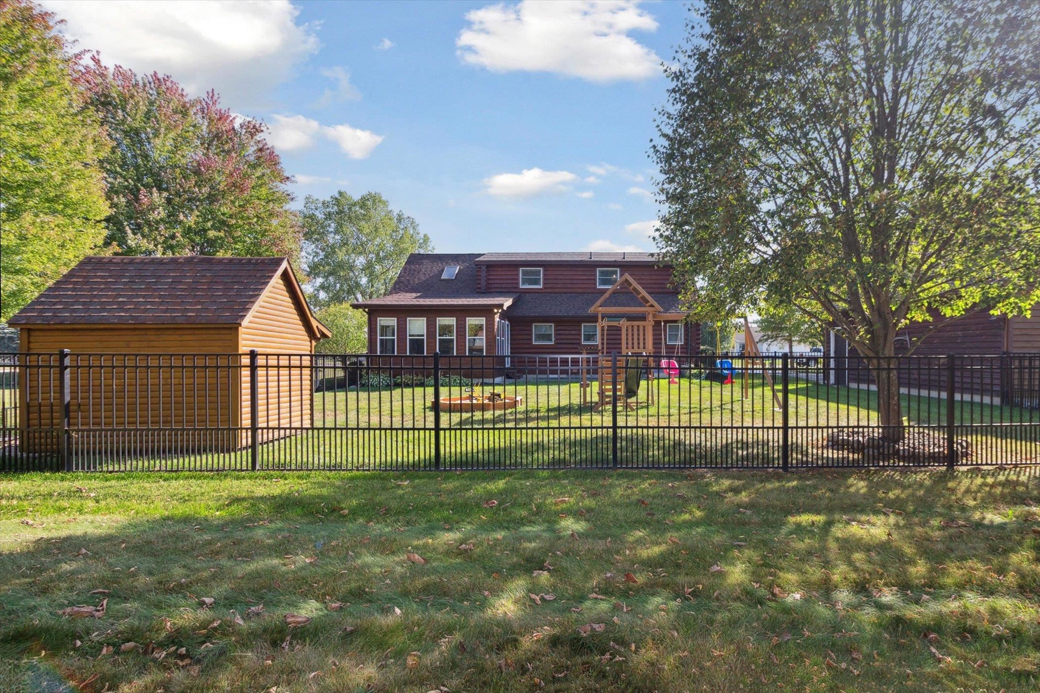 1510 Luce Court Alma City MI 48801