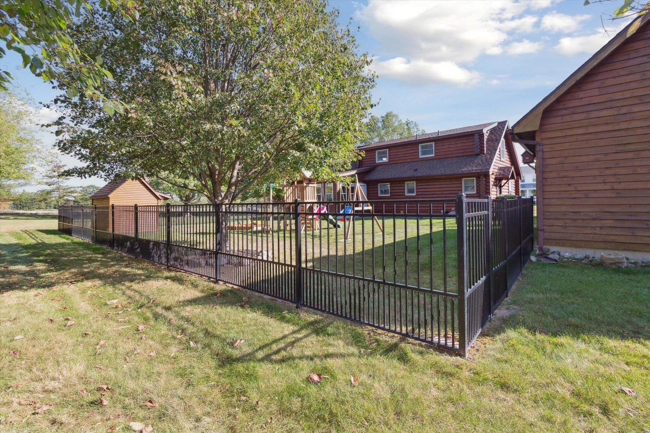 1510 Luce Court Alma City MI 48801