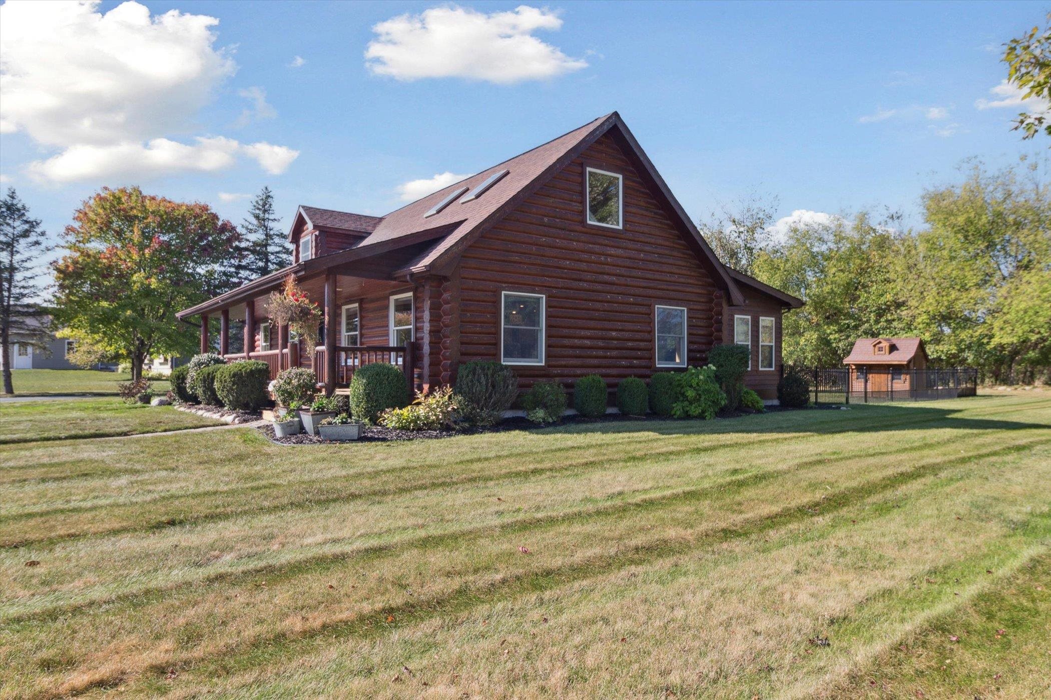 1510 Luce Court Alma City MI 48801