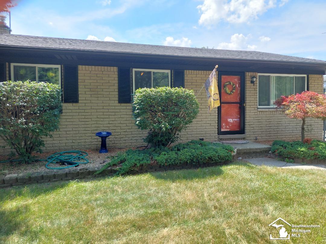 25315 Baker Taylor City MI 48180
