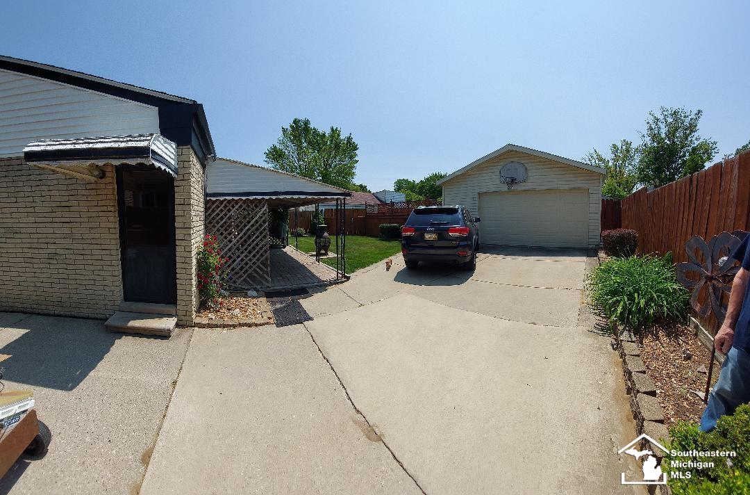 25315 Baker Taylor City MI 48180