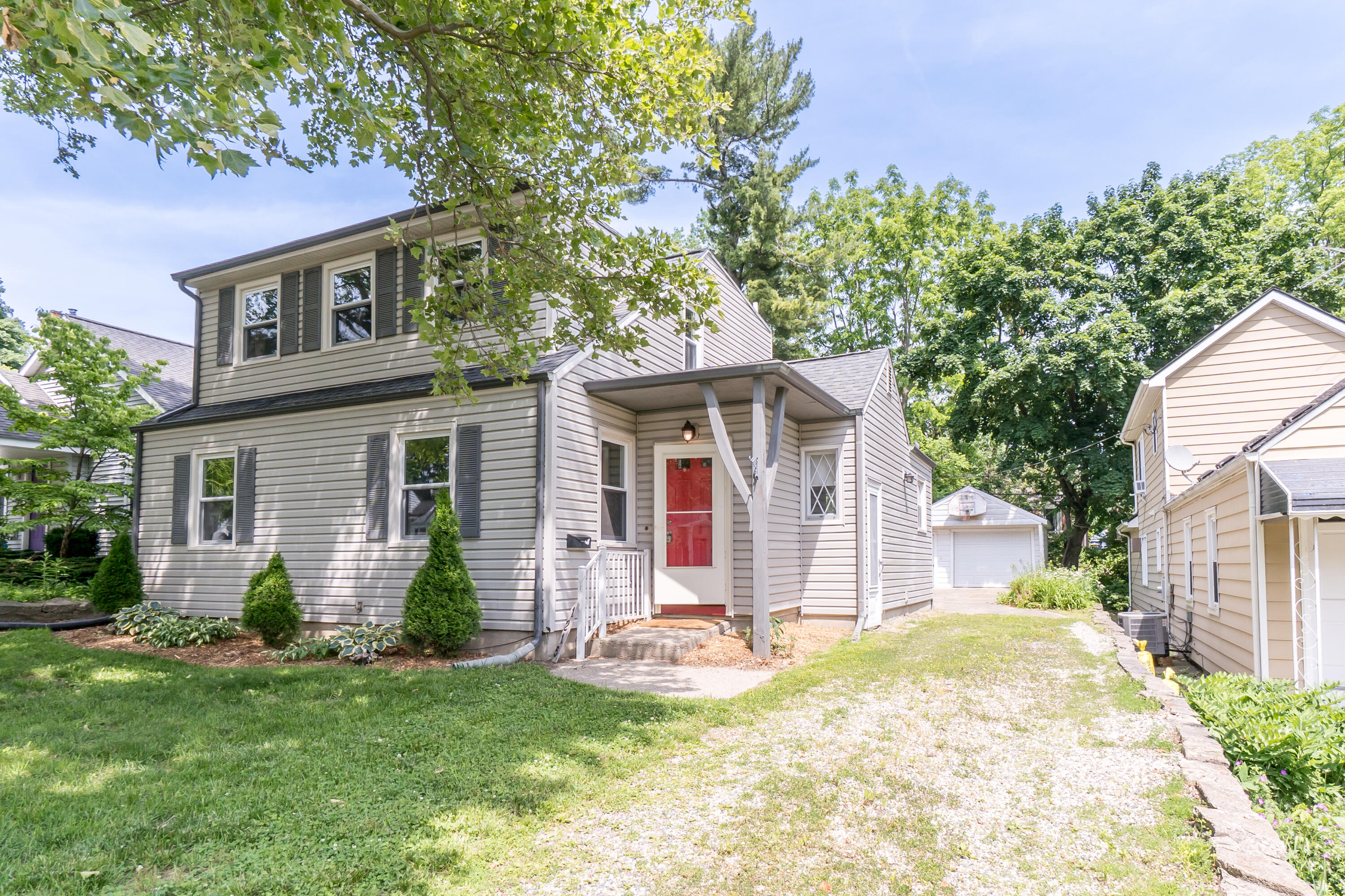 1215 Prescott Avenue Ann Arbor City MI 48103