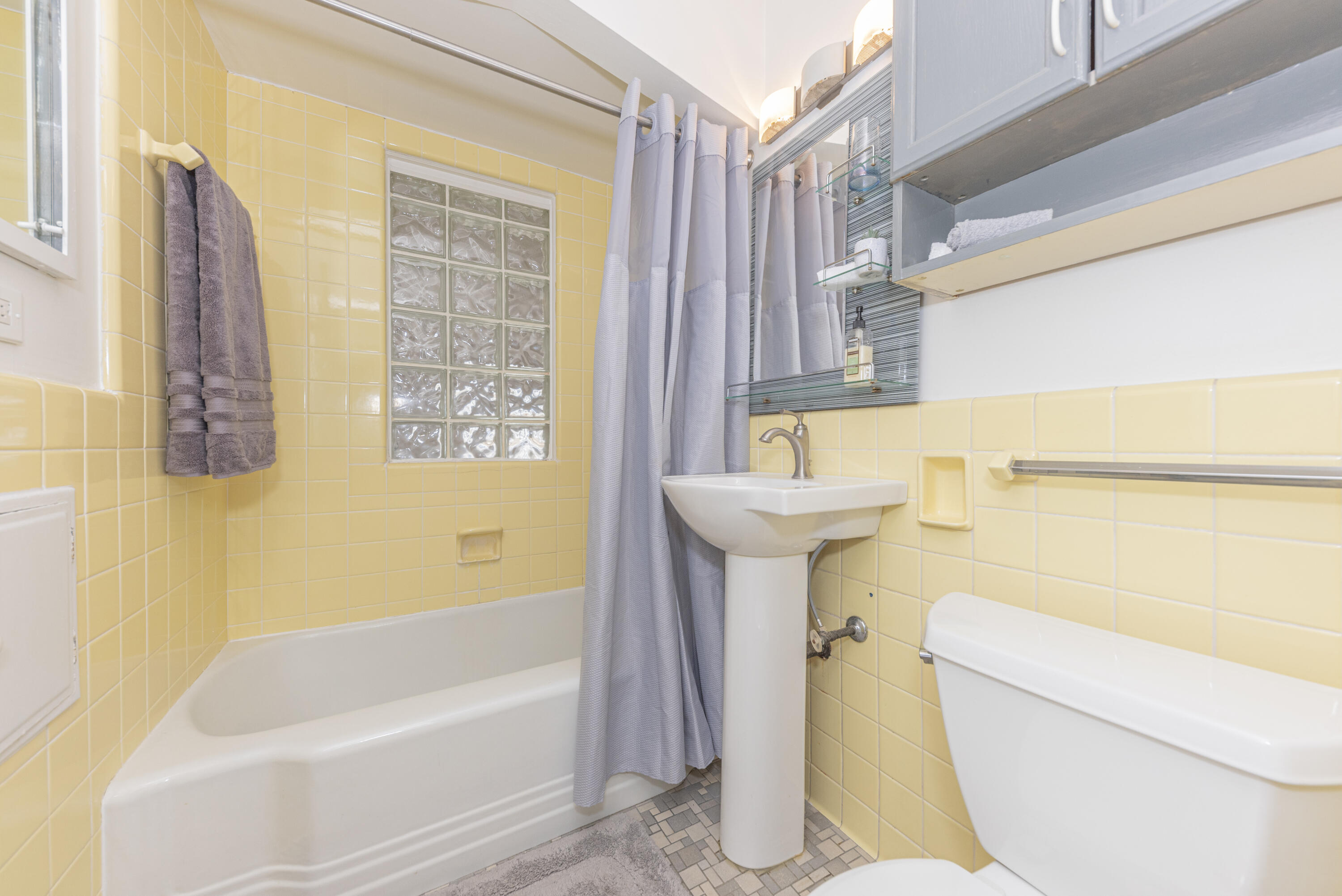 1215 Prescott Avenue Ann Arbor City MI 48103