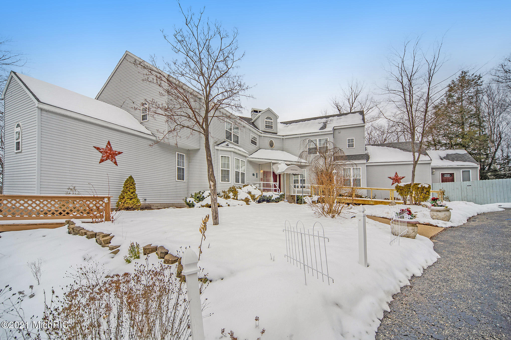6767 Pleasantview Road Harbor Springs City MI 49740