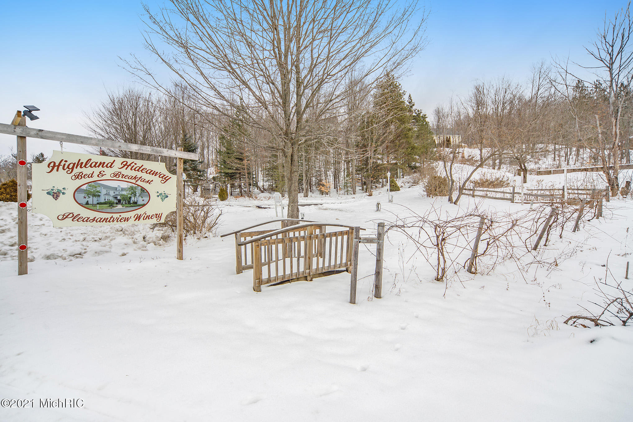 6767 Pleasantview Road Harbor Springs City MI 49740