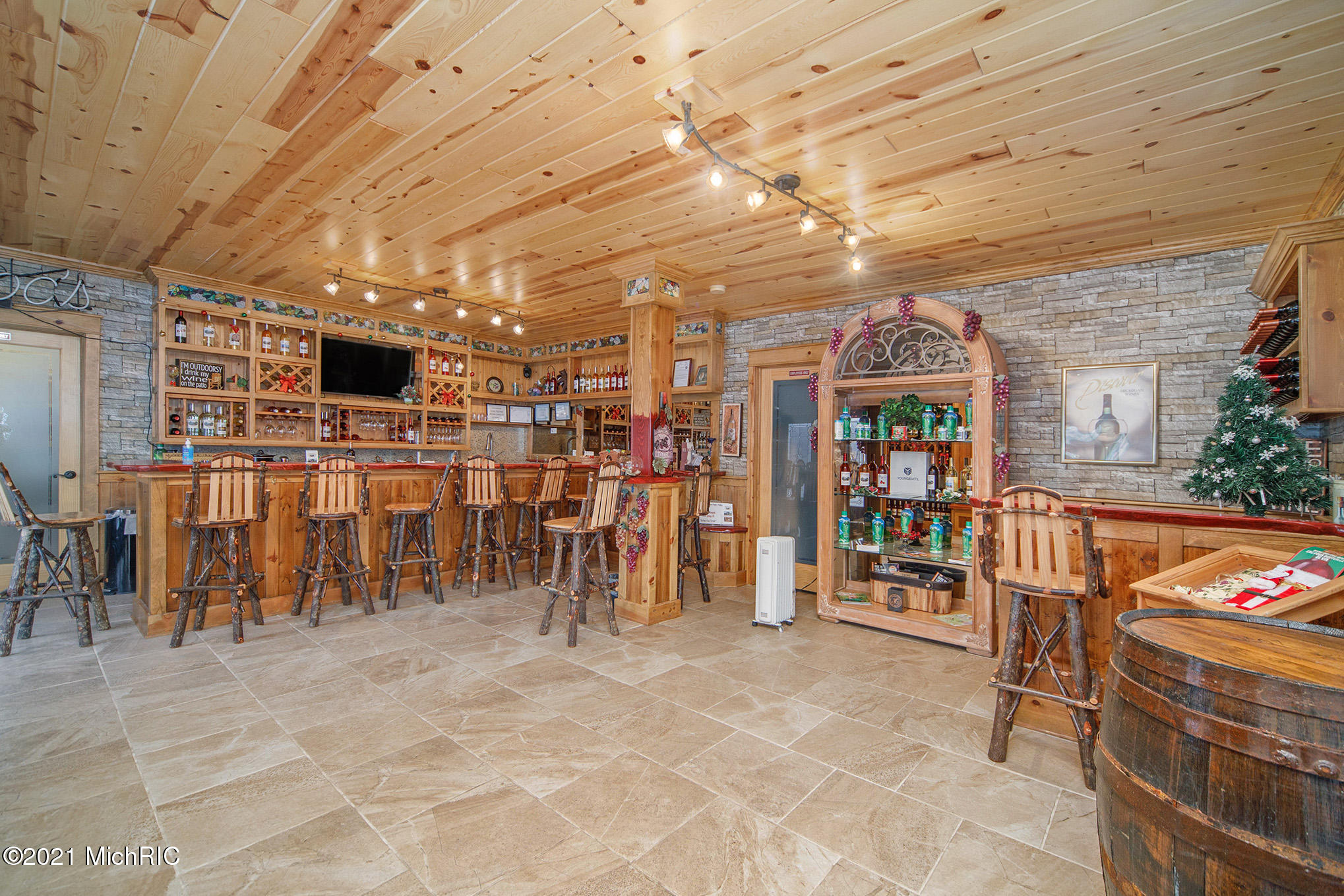 6767 Pleasantview Road Harbor Springs City MI 49740