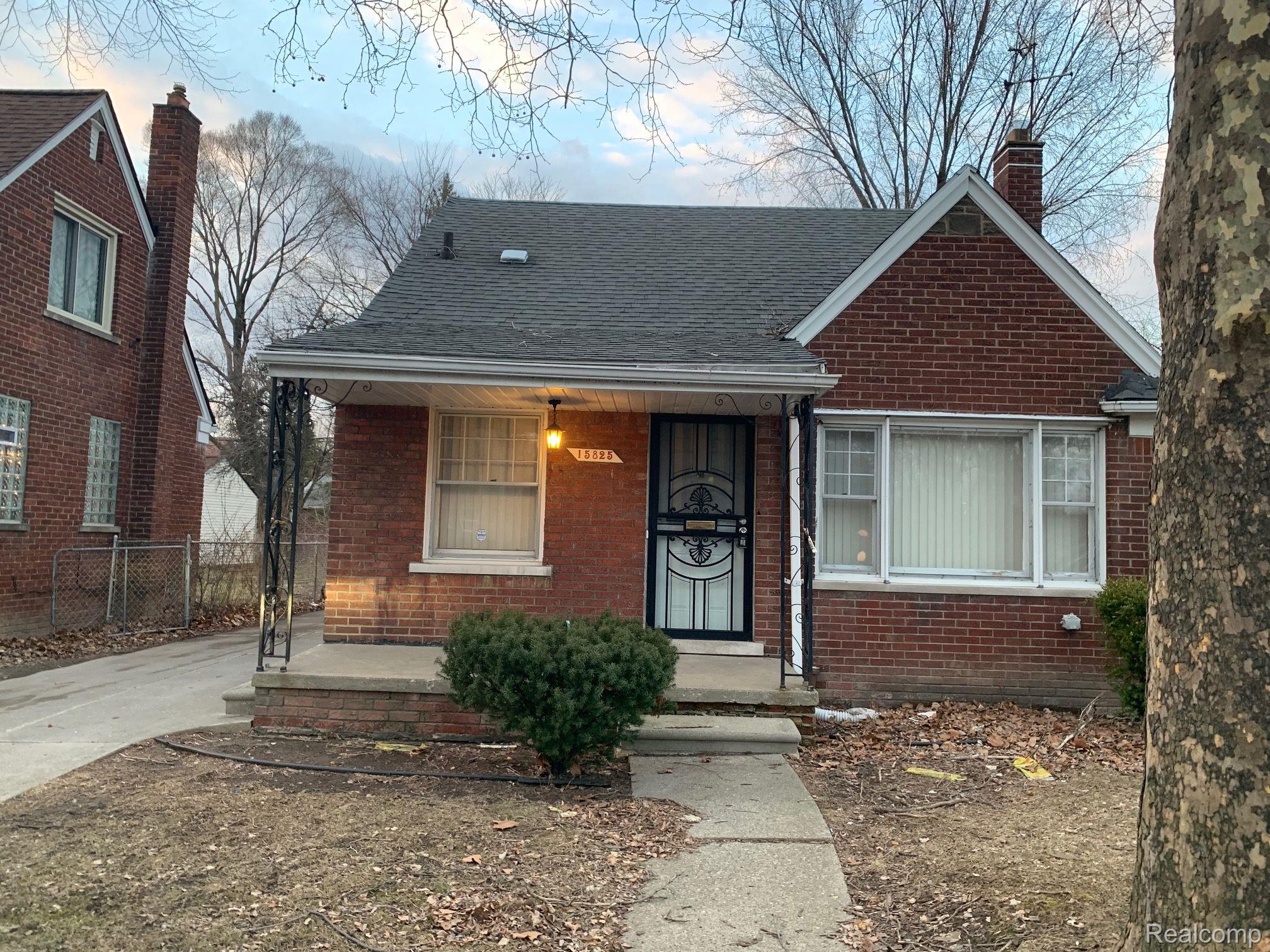 15825 Bringard Drive Detroit City MI 48205