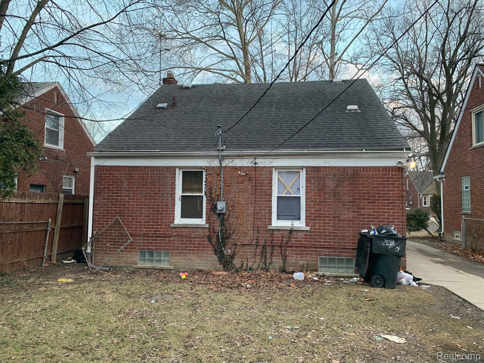 15825 Bringard Drive Detroit City MI 48205