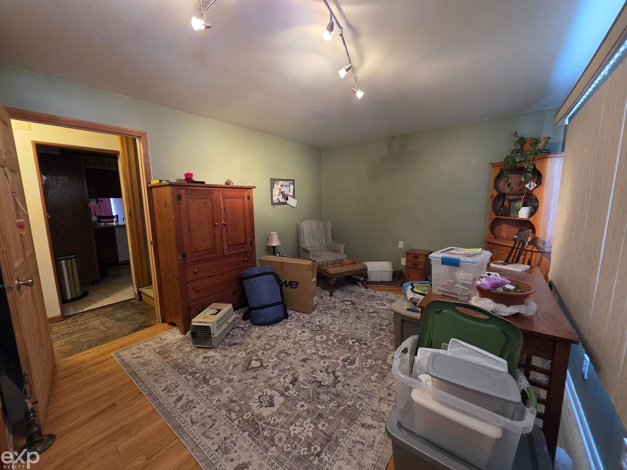 23400 Deziel Street Roseville City MI 48082