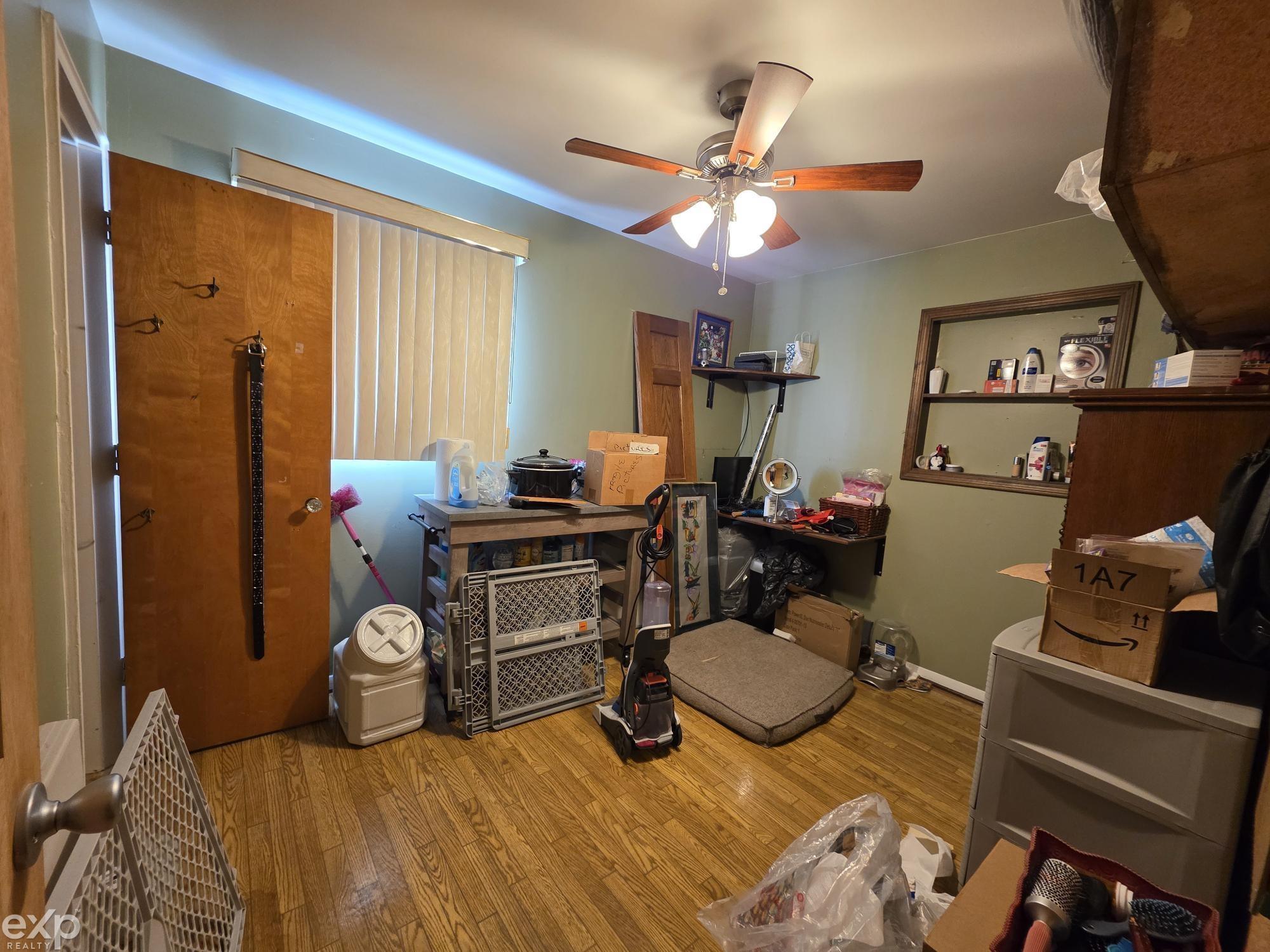 23400 Deziel Street Roseville City MI 48082