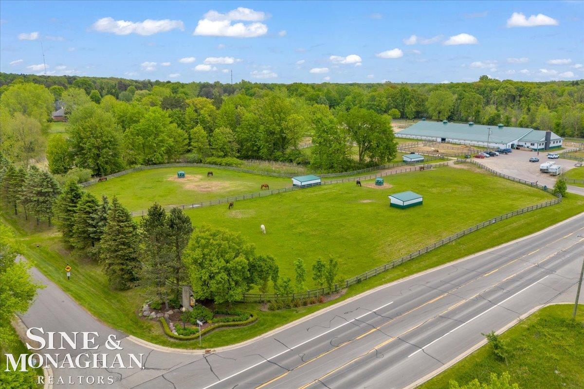 270 N Rochester Road Addison Township MI 48367