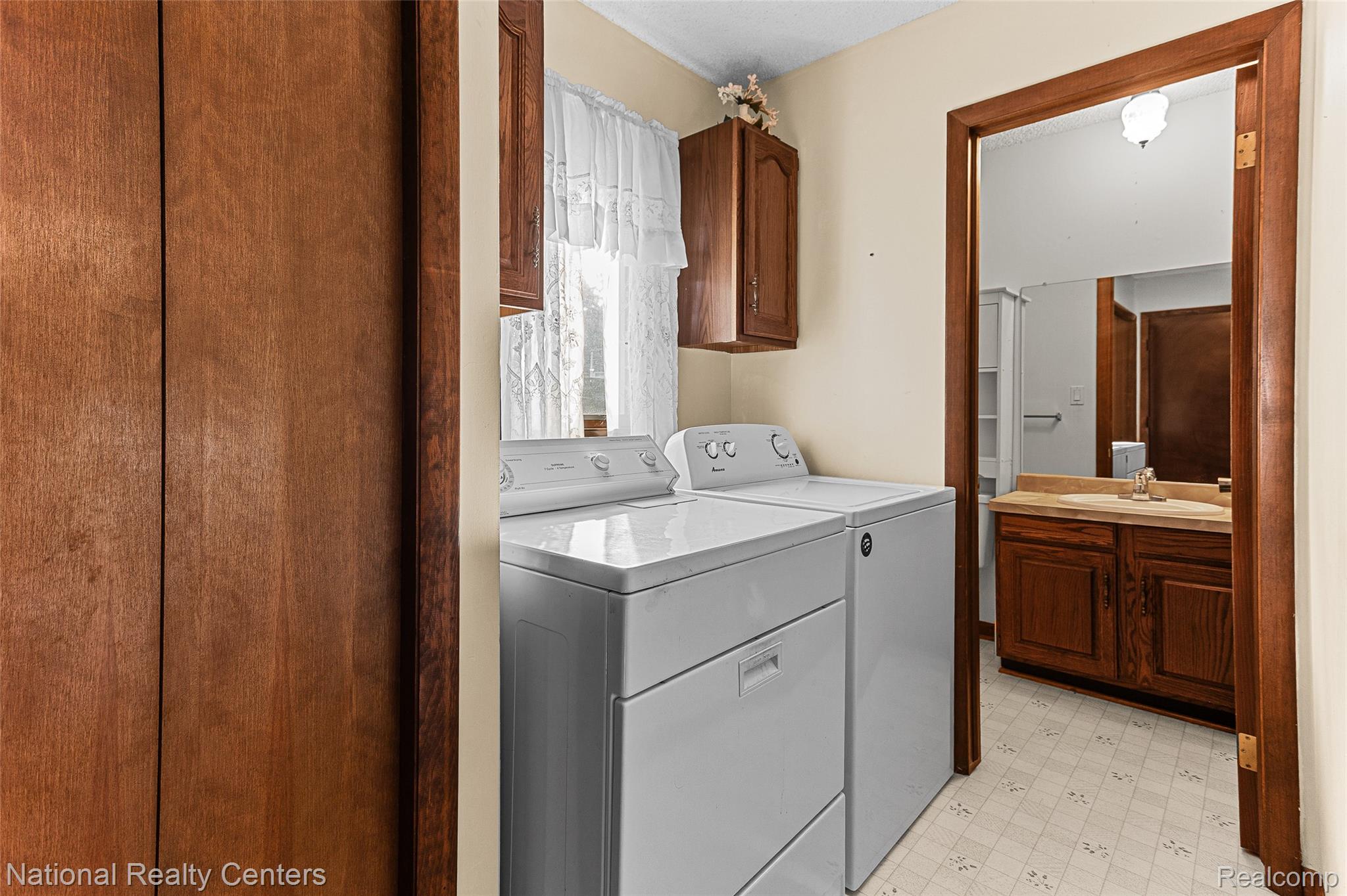 12518 Clover Lane Green Oak Township MI 48178