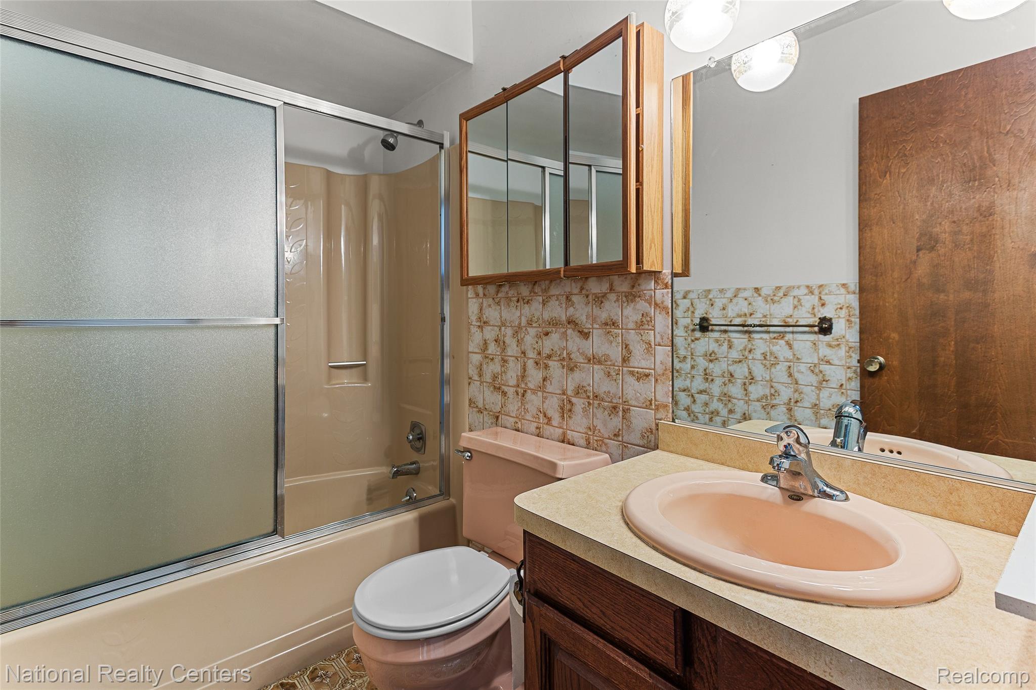 12518 Clover Lane Green Oak Township MI 48178