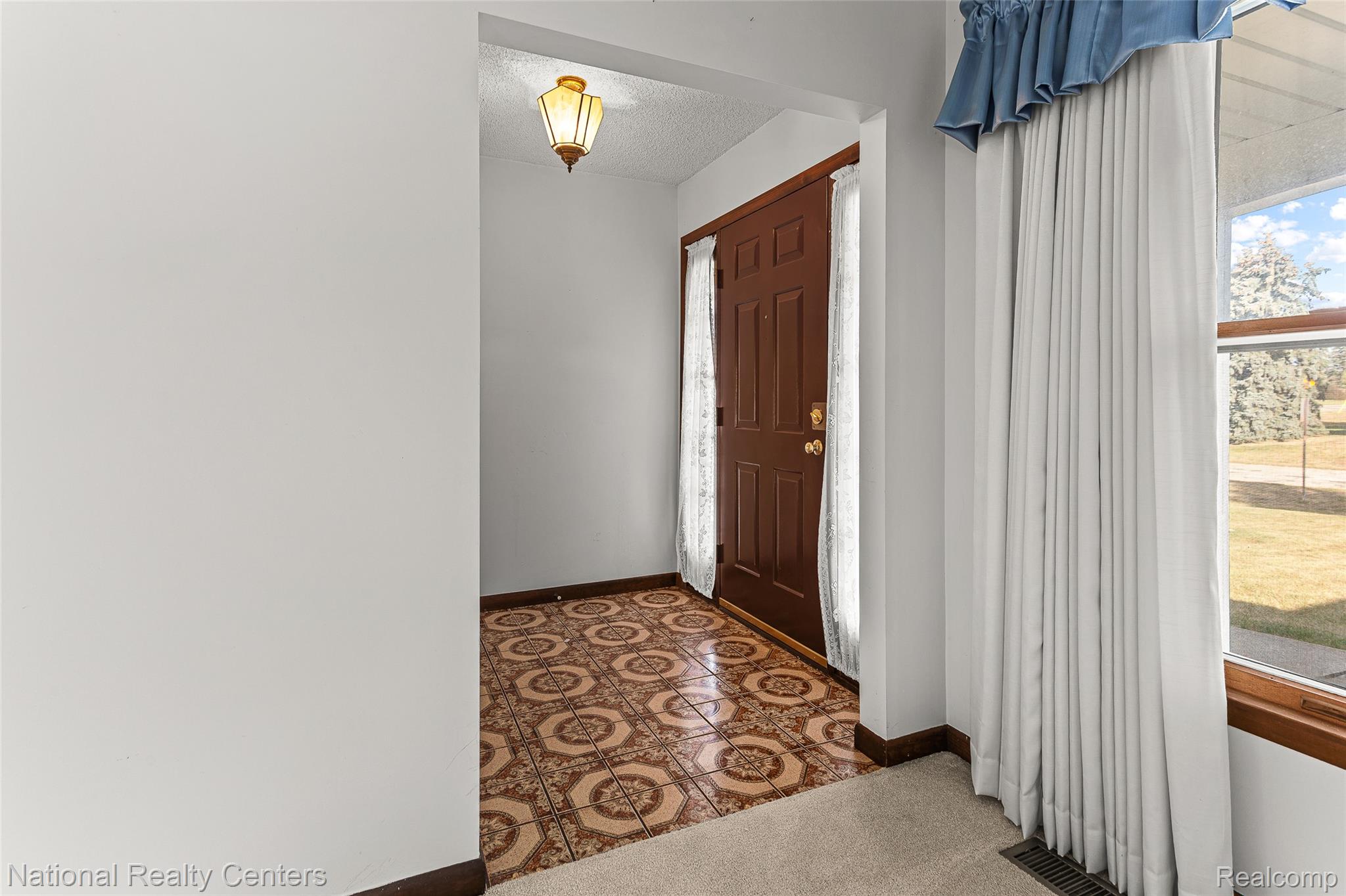 12518 Clover Lane Green Oak Township MI 48178