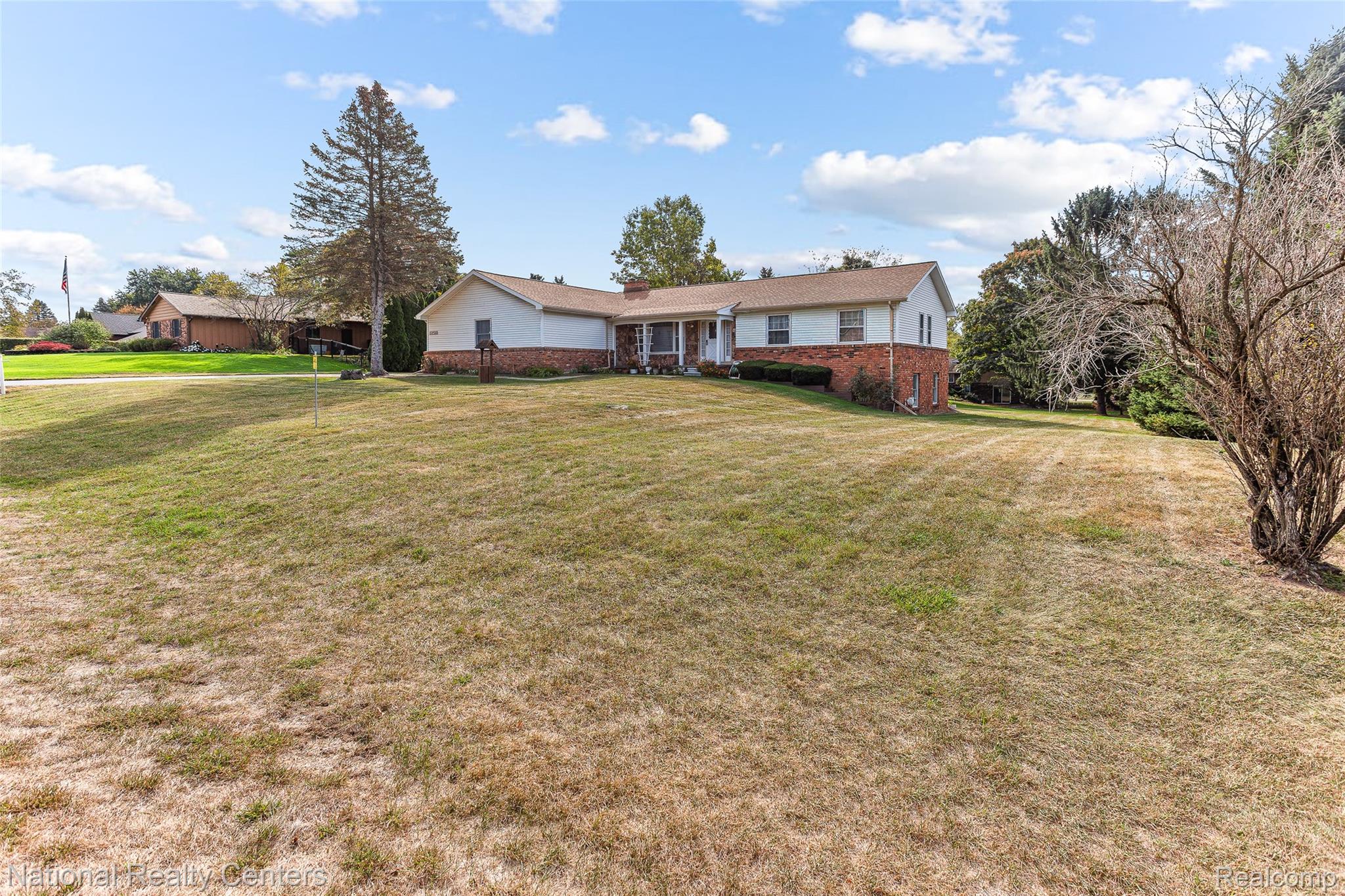 12518 Clover Lane Green Oak Township MI 48178