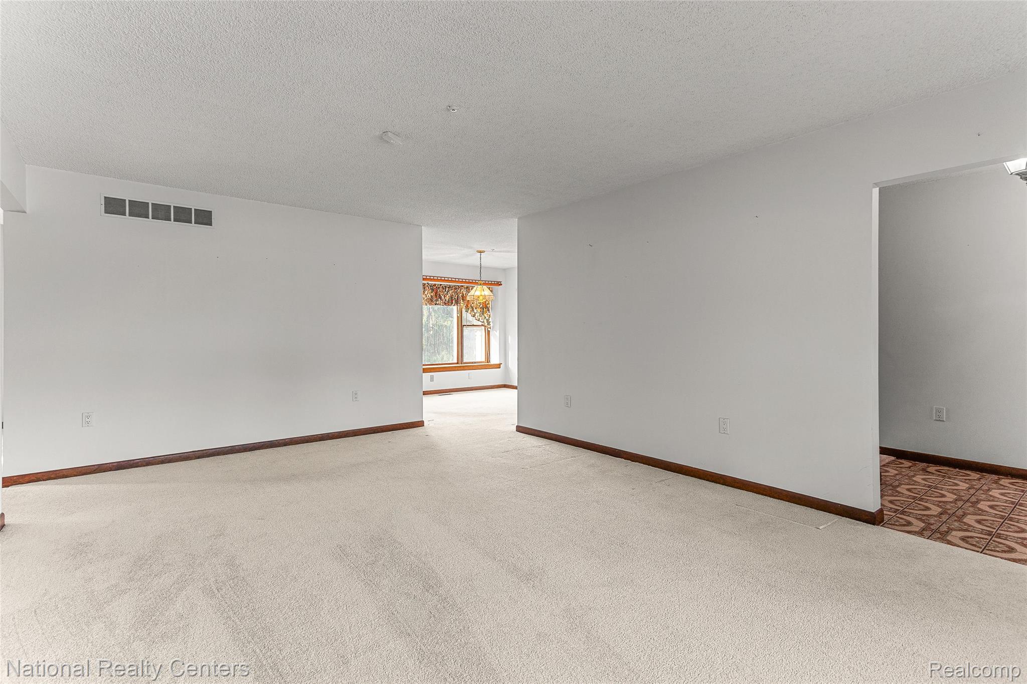 12518 Clover Lane Green Oak Township MI 48178