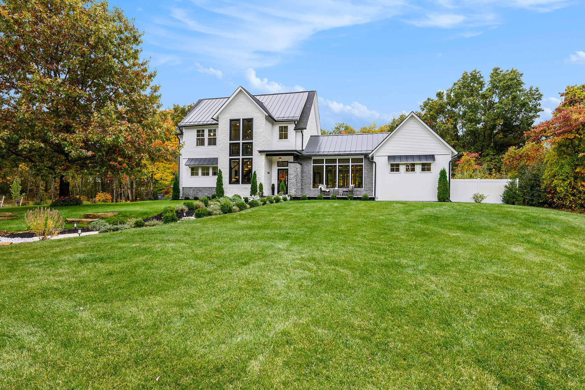 22942 M-43 Almena Township MI 49009