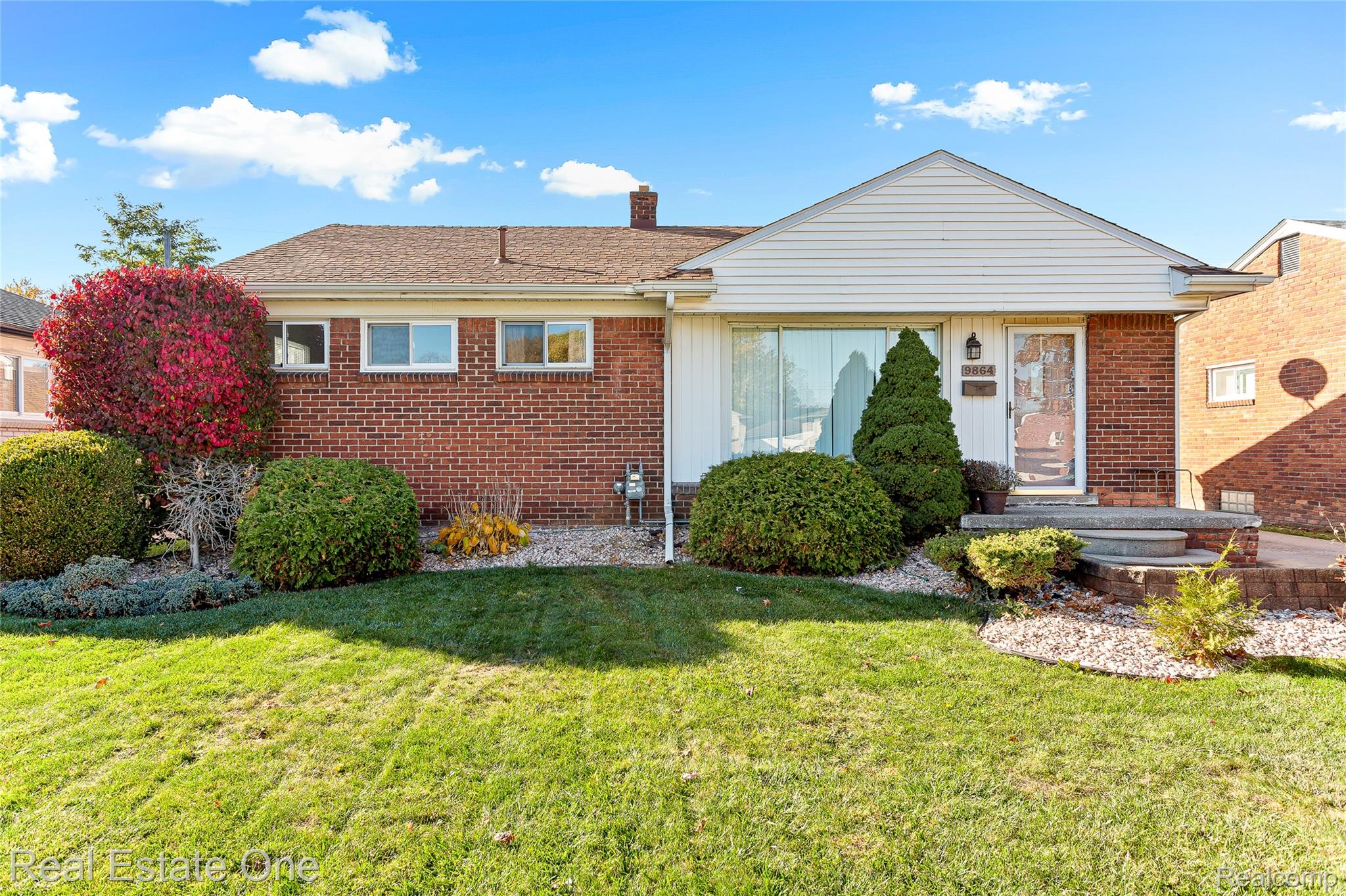 9864 Fox Avenue W Allen Park City MI 48101