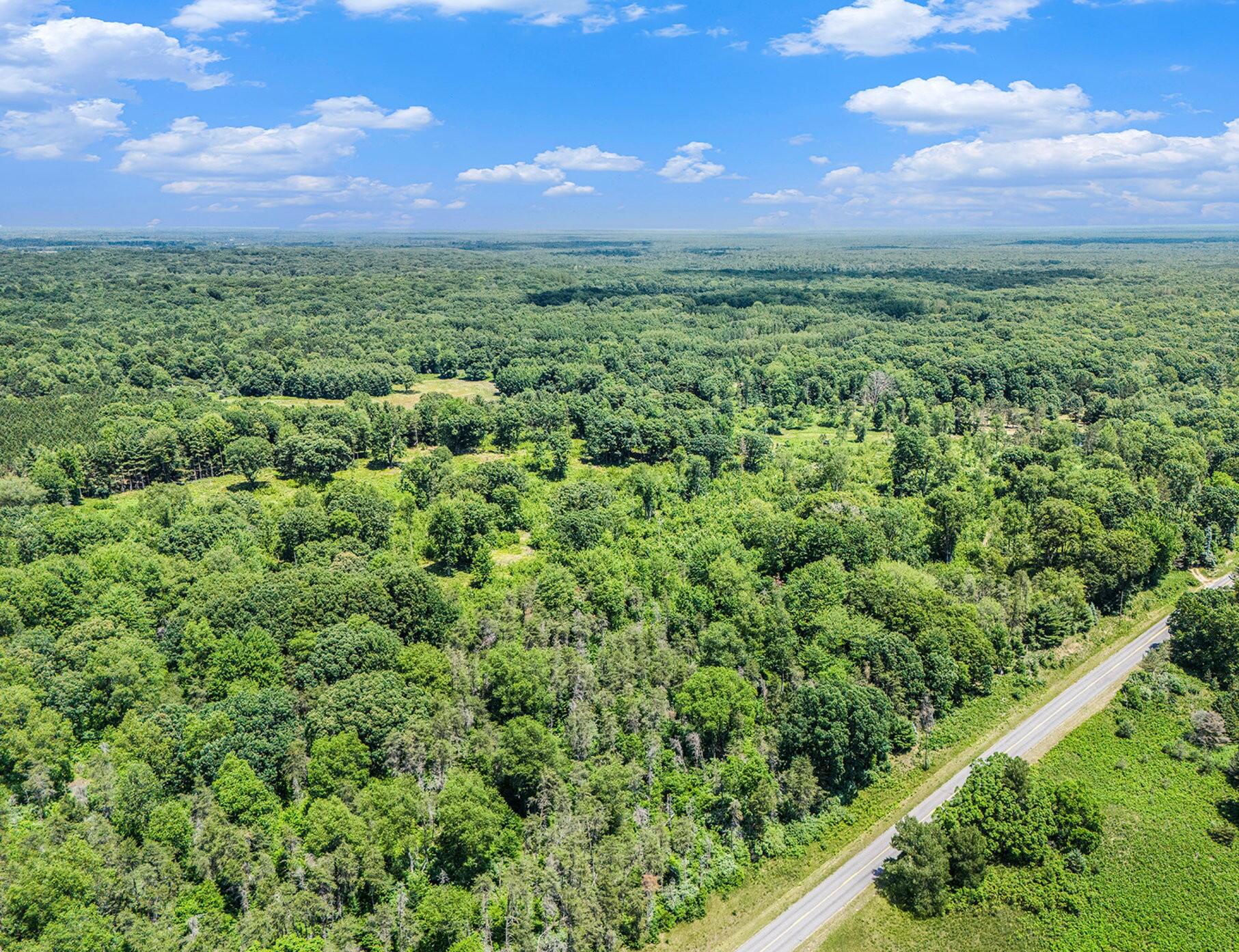 2714 E Hawley Road Eden Township MI 49405