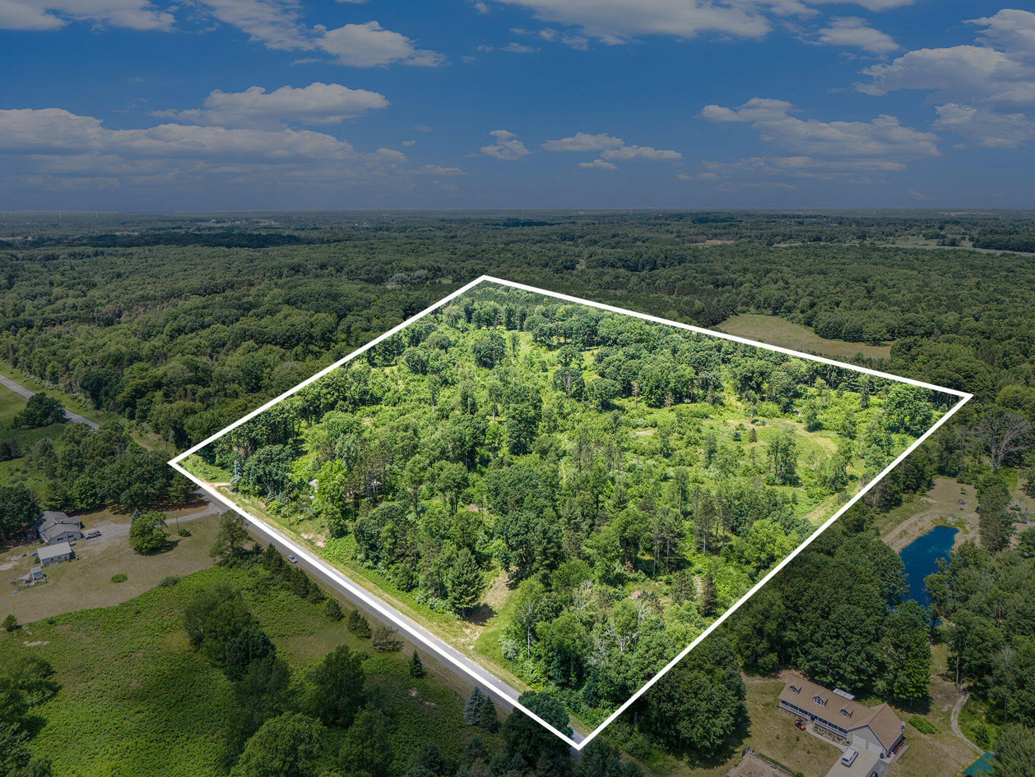 2714 E Hawley Road Eden Township MI 49405