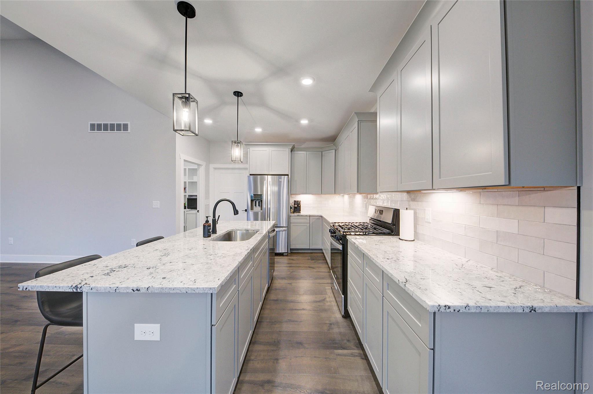 Moh 60 Birkdale Lane Marion Township MI 48843