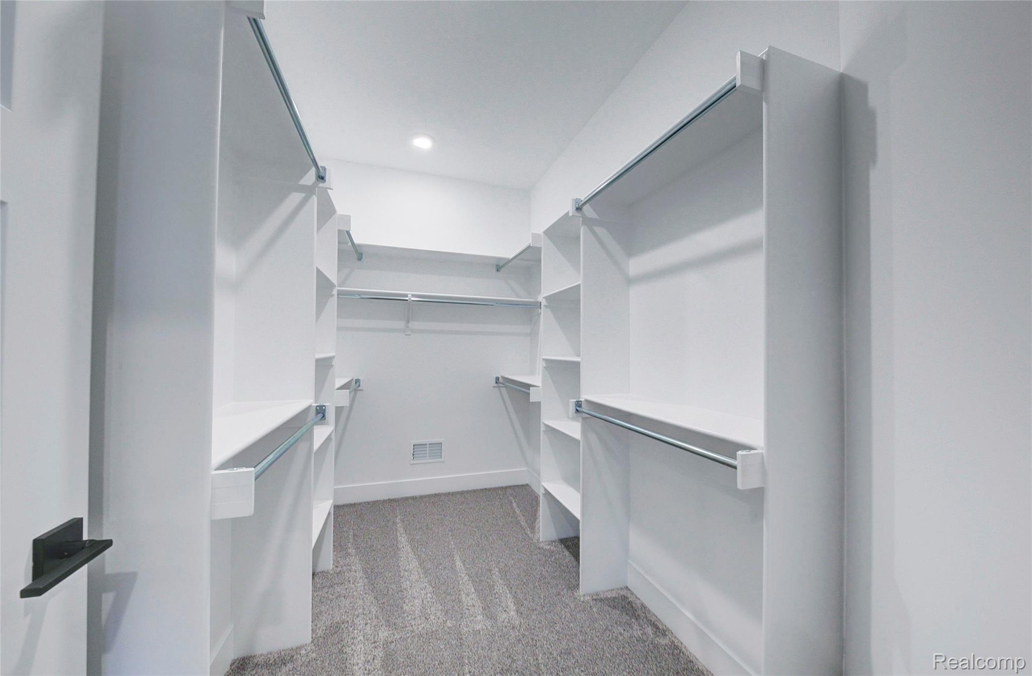 Moh 60 Birkdale Lane Marion Township MI 48843